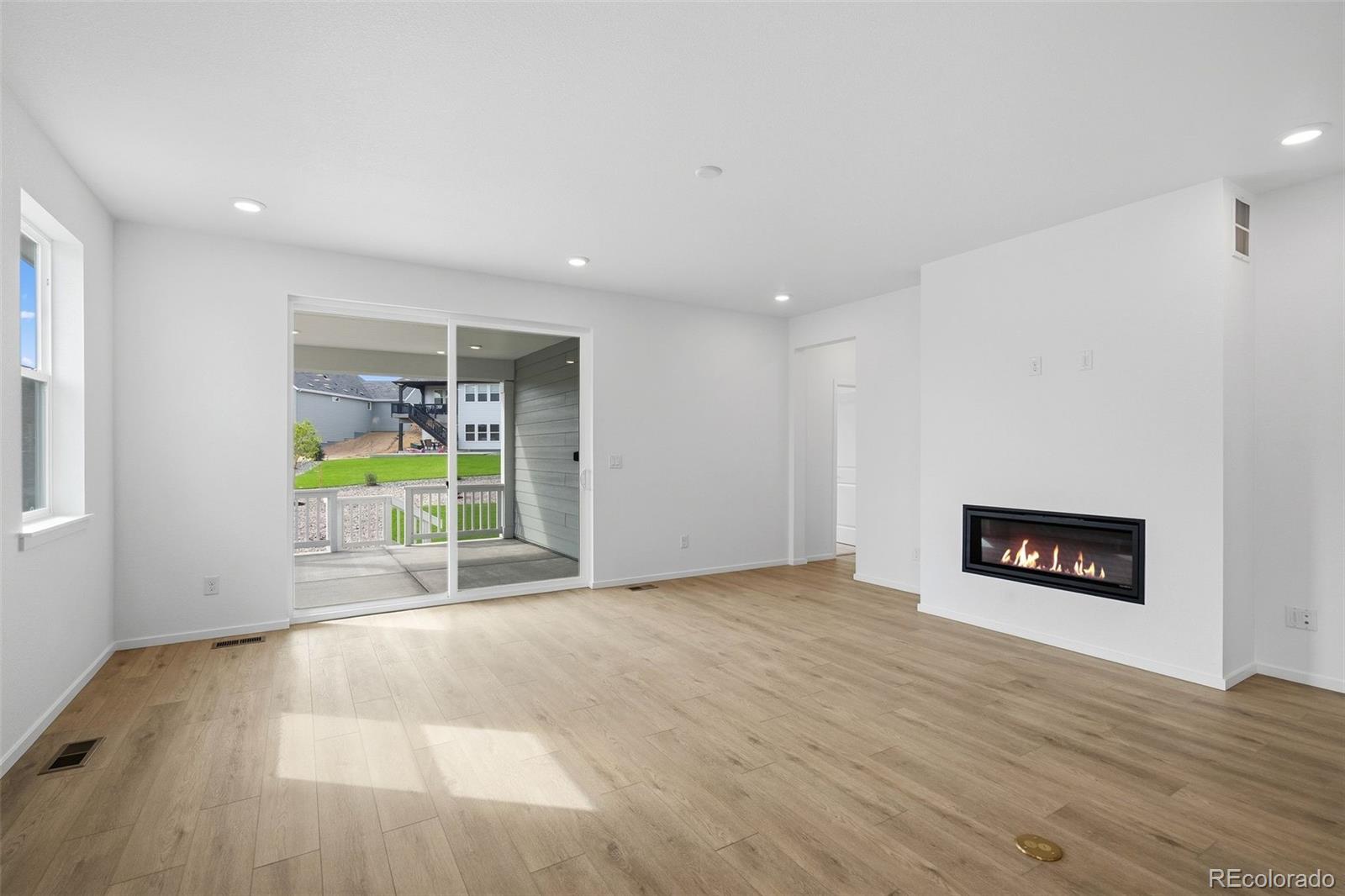 MLS Image #12 for 714  stillwell avenue,elizabeth, Colorado