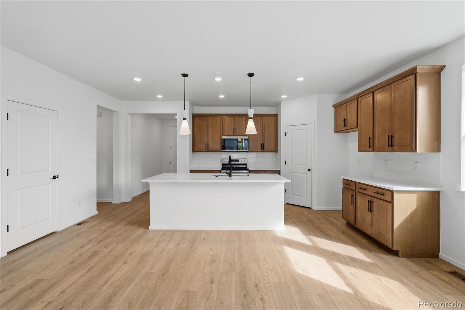 MLS Image #7 for 714  stillwell avenue,elizabeth, Colorado