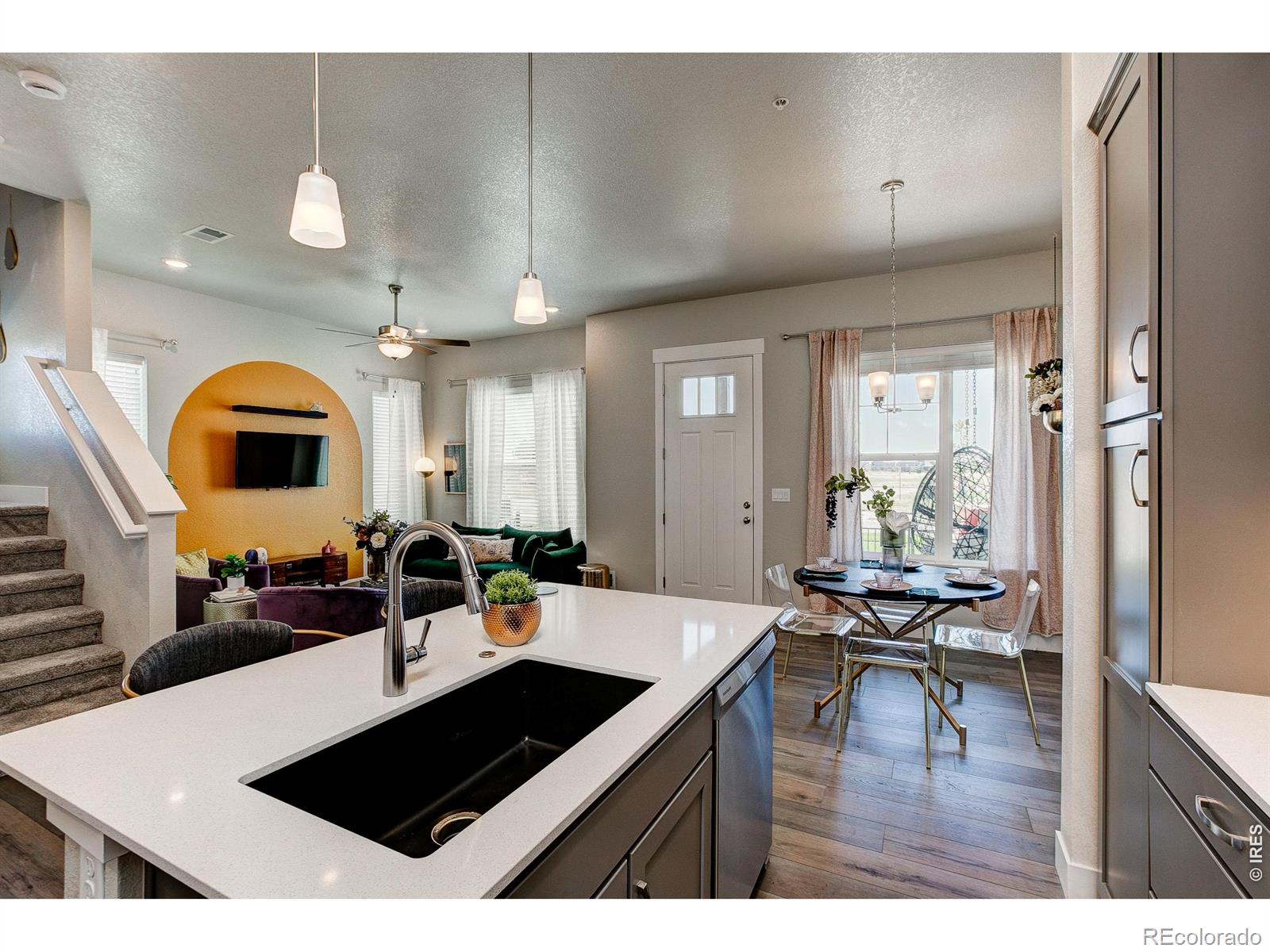 MLS Image #4 for 420  high point drive,longmont, Colorado