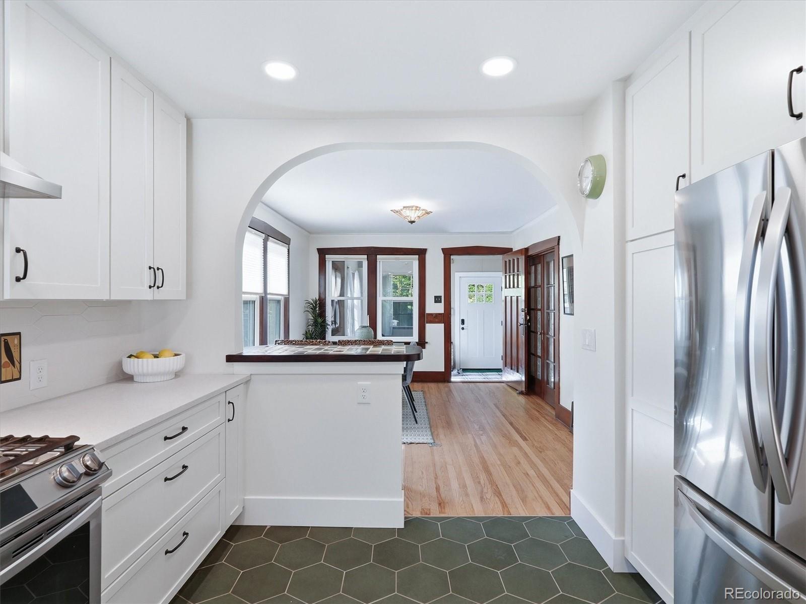 MLS Image #13 for 3331 w scott place,denver, Colorado