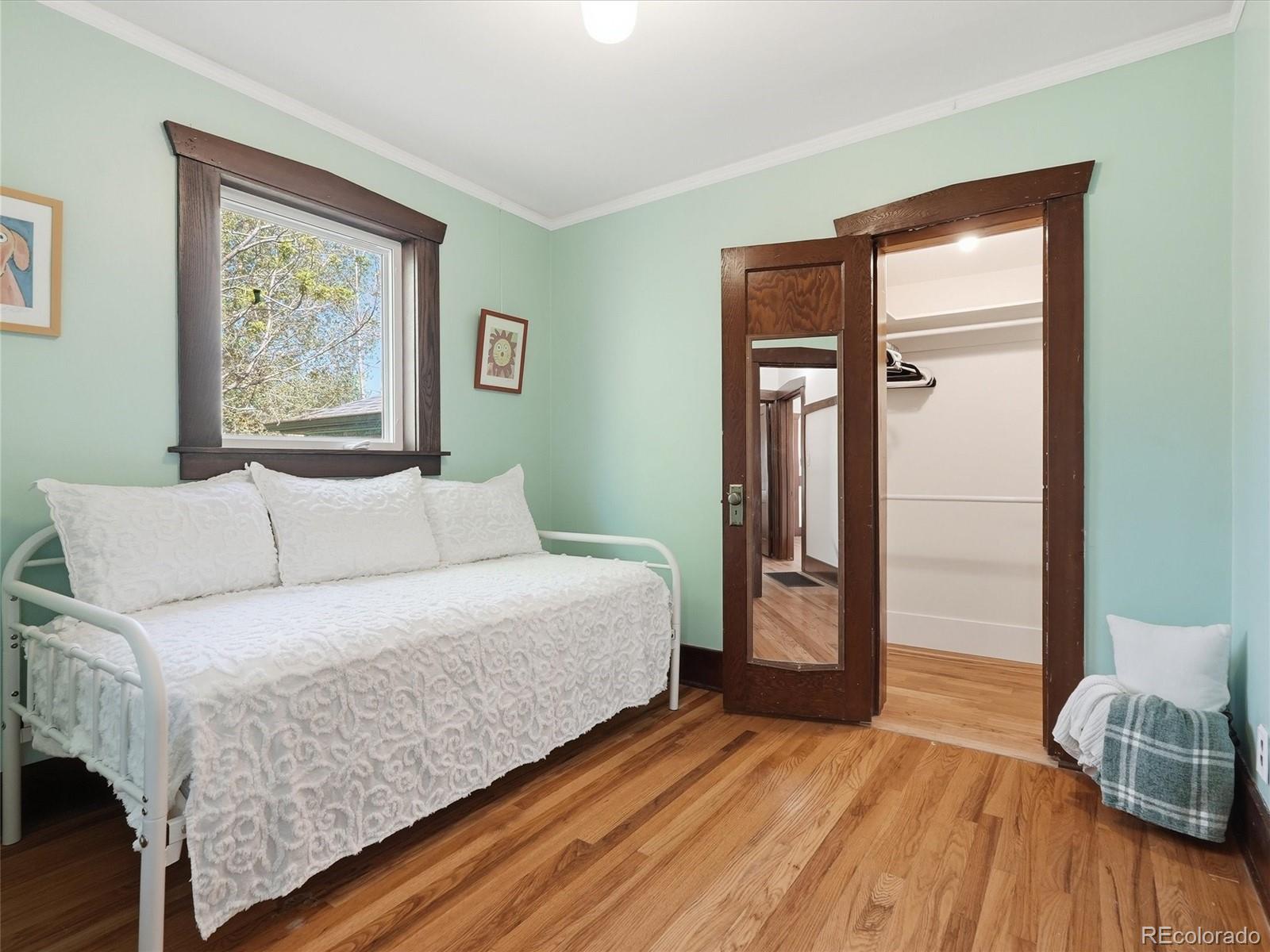 MLS Image #8 for 3331 w scott place,denver, Colorado