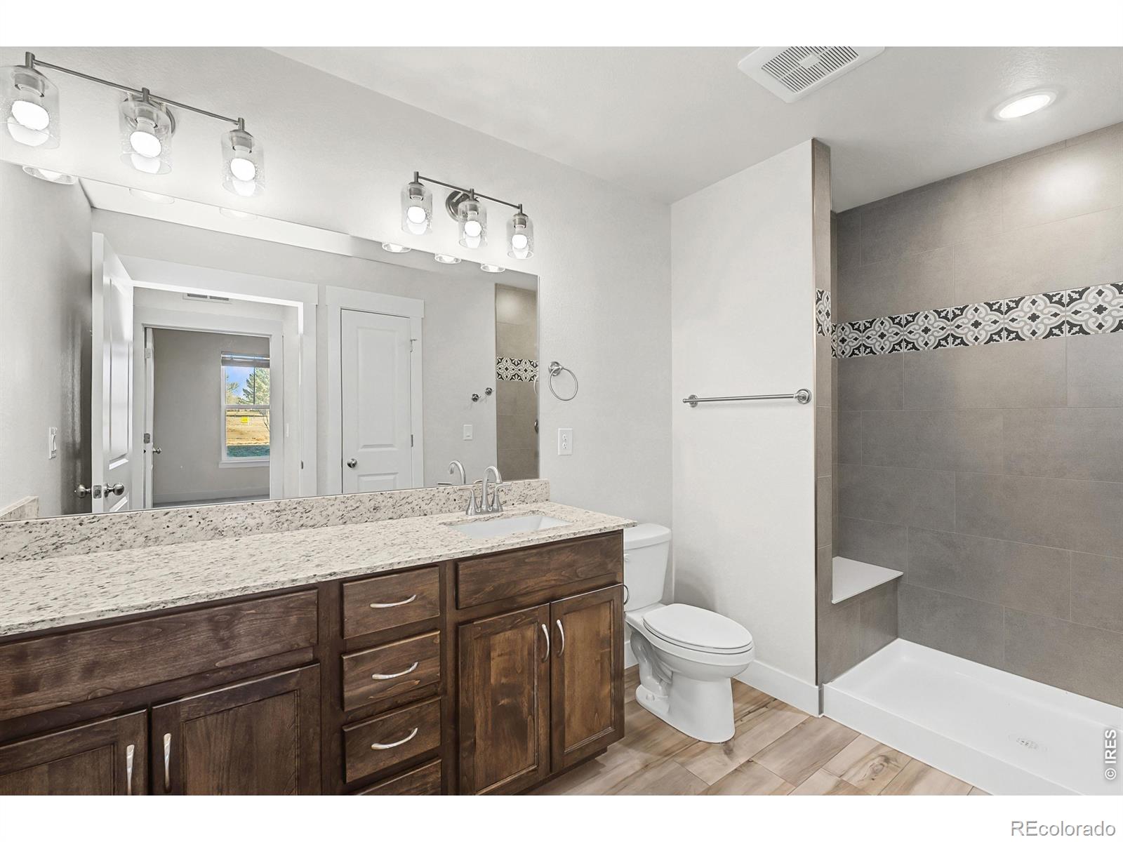 MLS Image #10 for 265  high point drive,longmont, Colorado