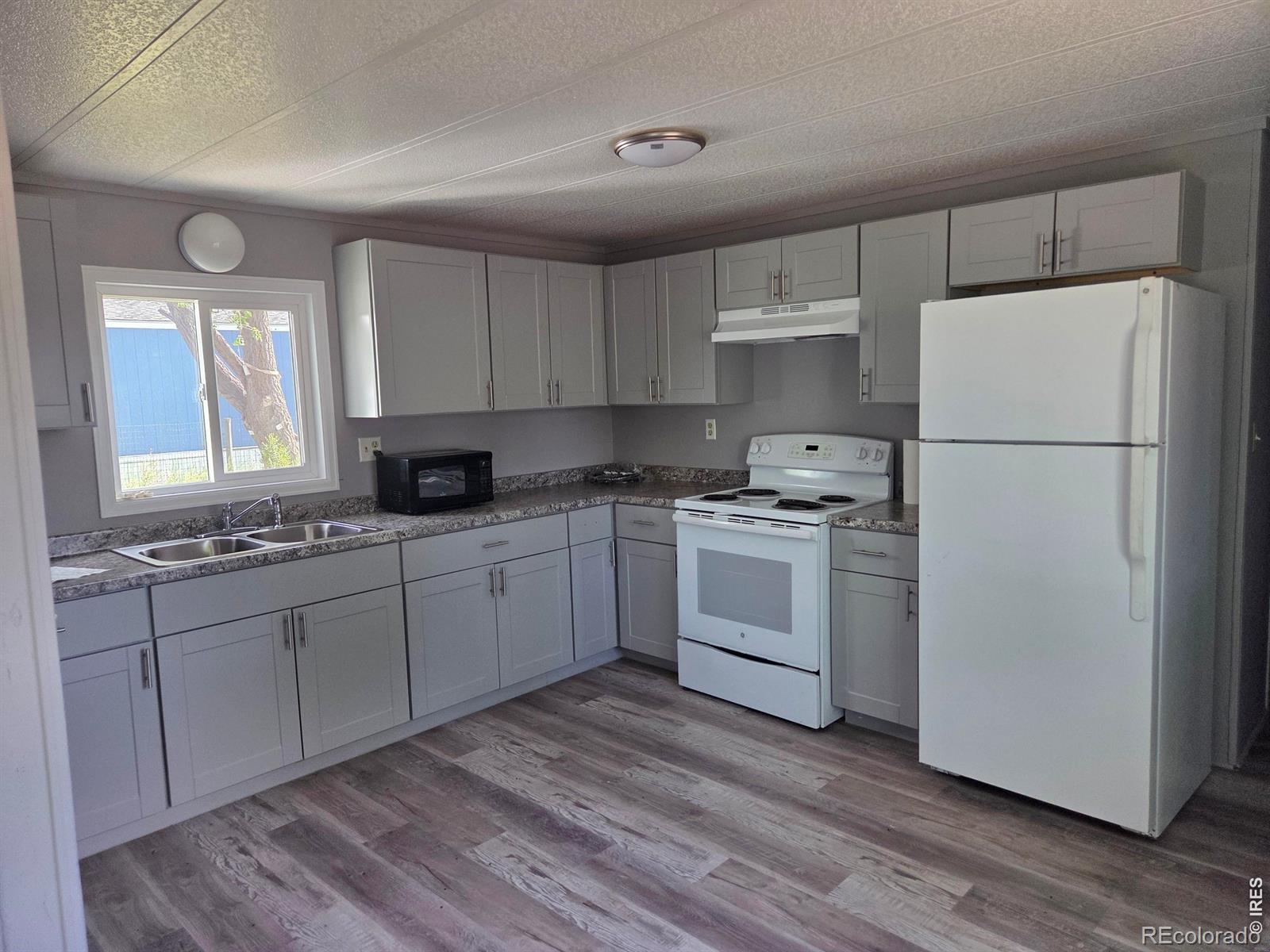 MLS Image #11 for 101  larch drive,log lane village, Colorado