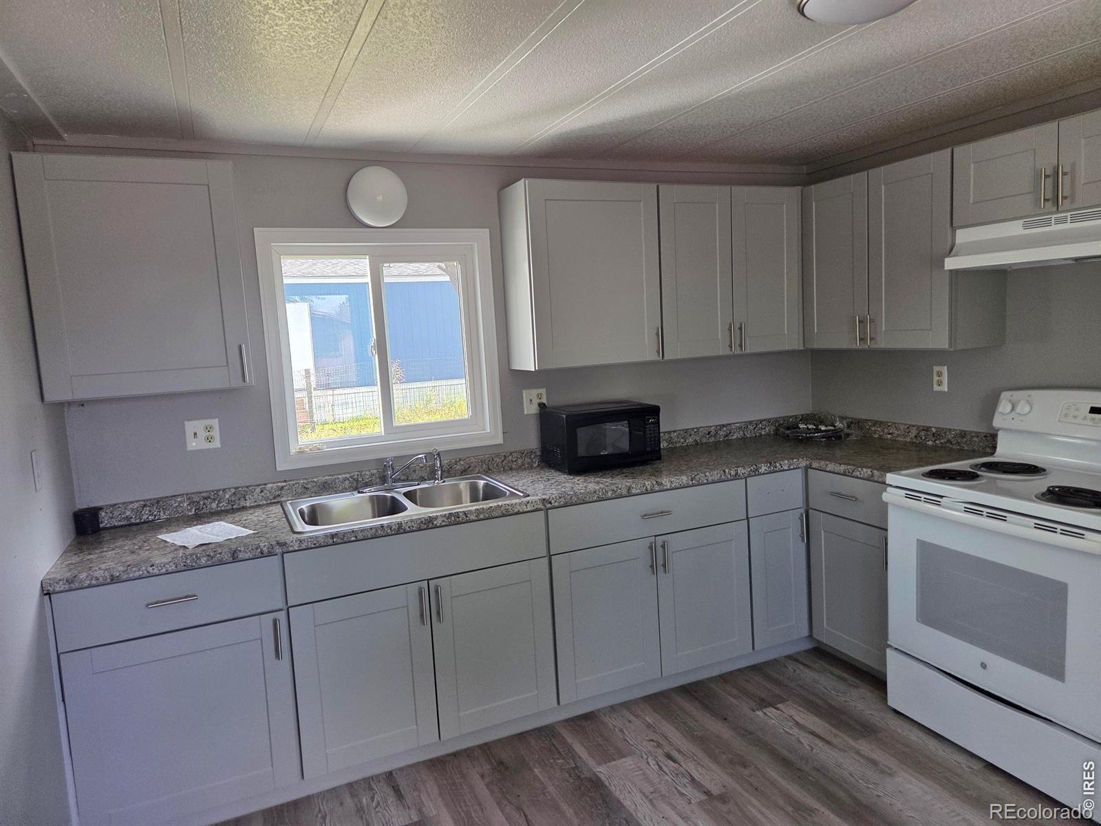 MLS Image #12 for 101  larch drive,log lane village, Colorado