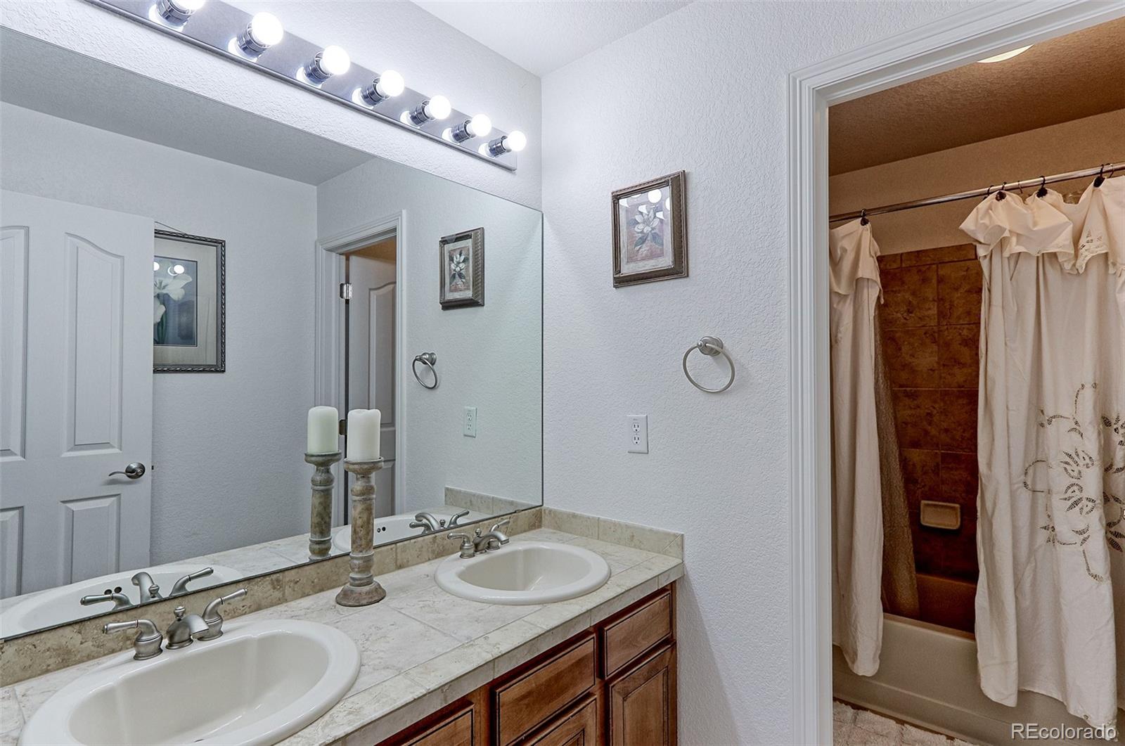 MLS Image #25 for 12543  locust way,thornton, Colorado