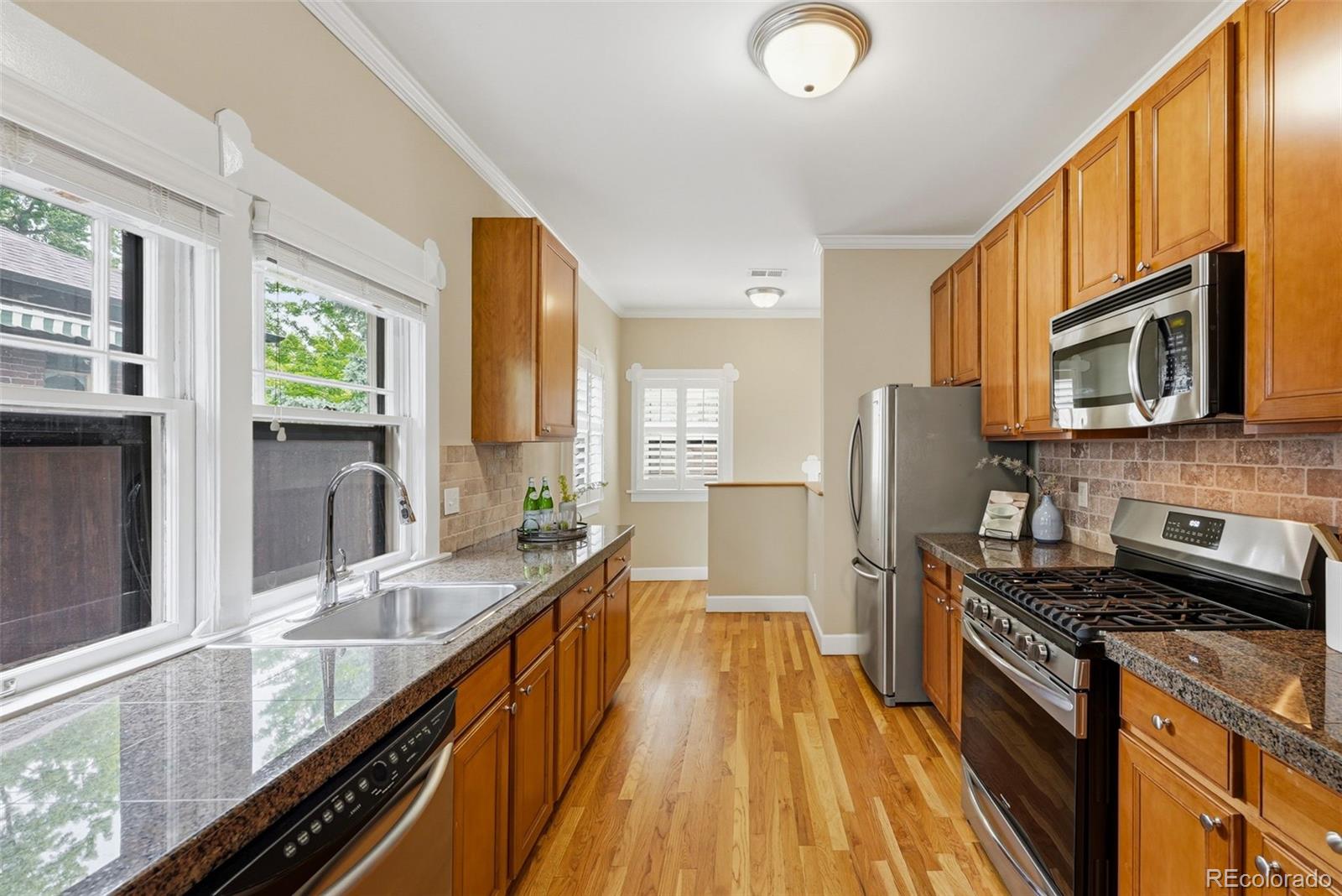 MLS Image #15 for 758  elizabeth street,denver, Colorado