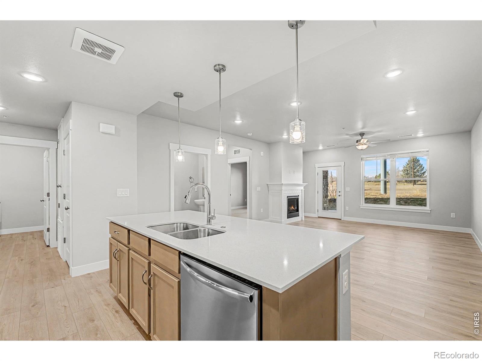 MLS Image #3 for 265  high point drive,longmont, Colorado