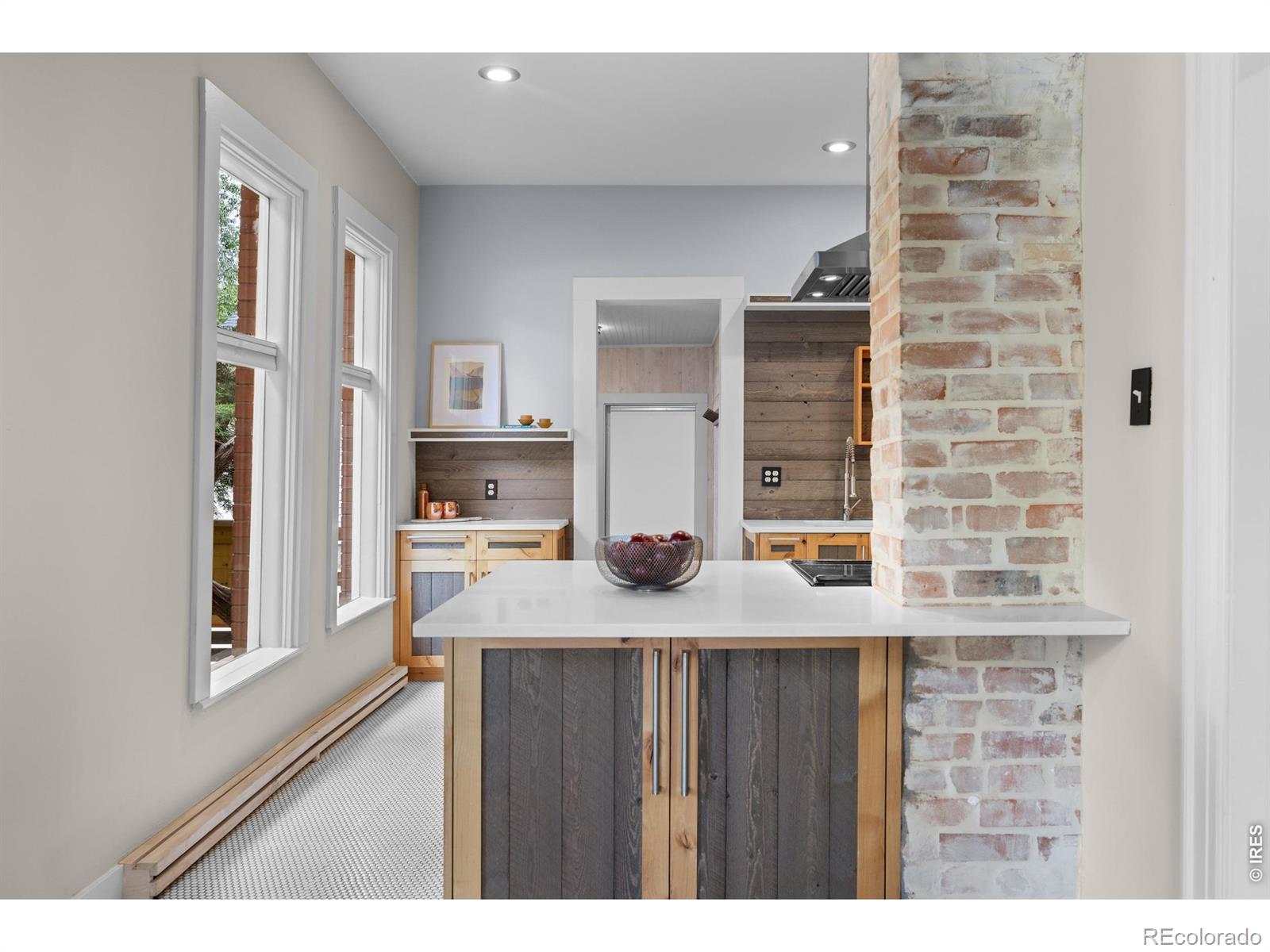 MLS Image #16 for 1905  arapahoe avenue,boulder, Colorado