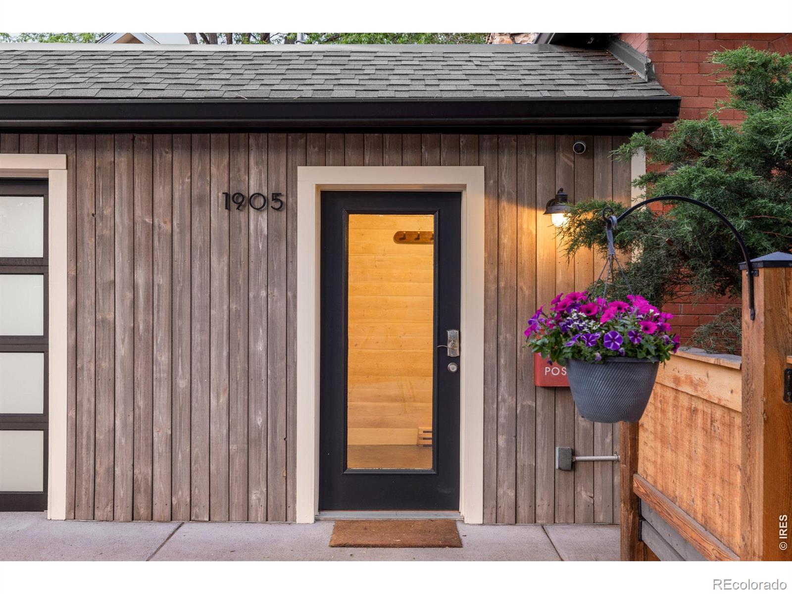 MLS Image #3 for 1905  arapahoe avenue,boulder, Colorado