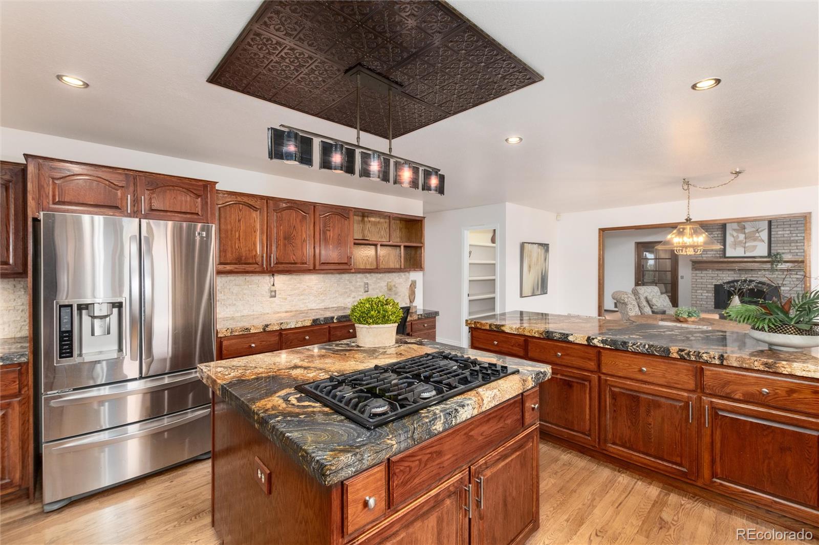 MLS Image #17 for 208 s mc intyre way,golden, Colorado