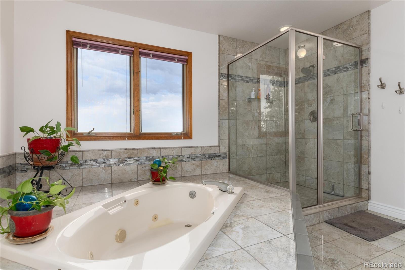 MLS Image #26 for 208 s mc intyre way,golden, Colorado