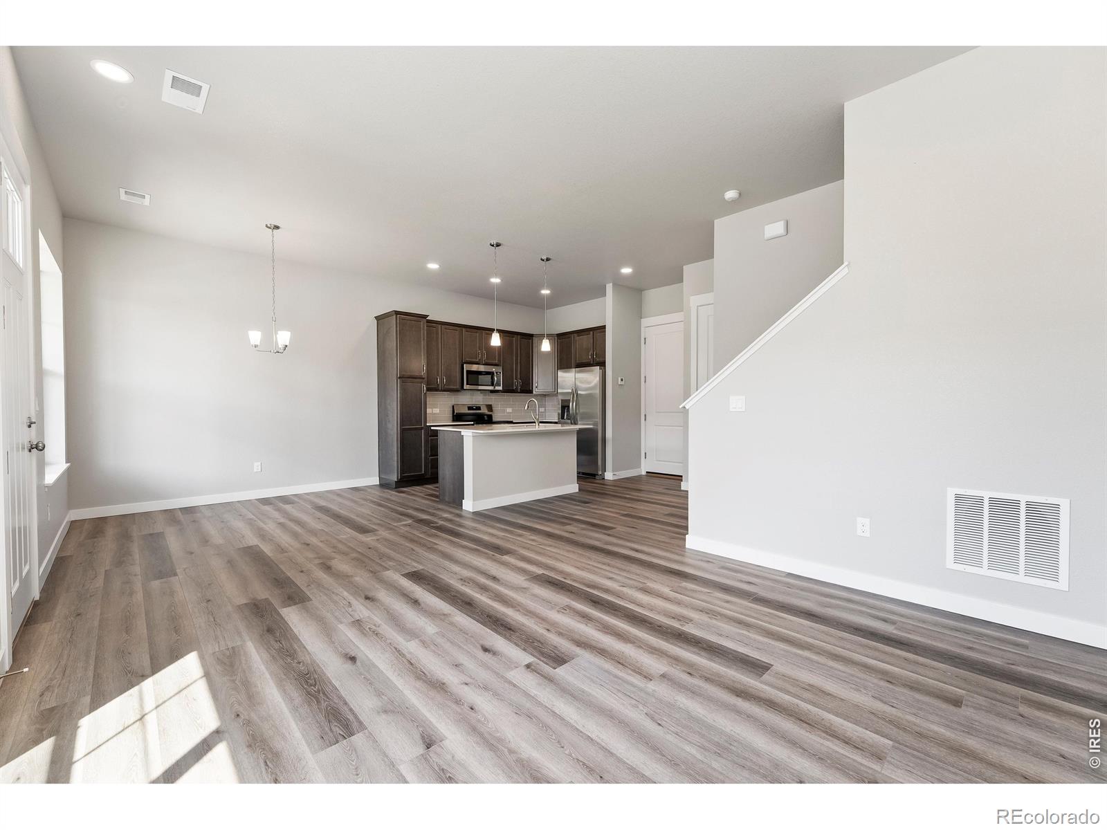 MLS Image #8 for 4107  north park drive,loveland, Colorado