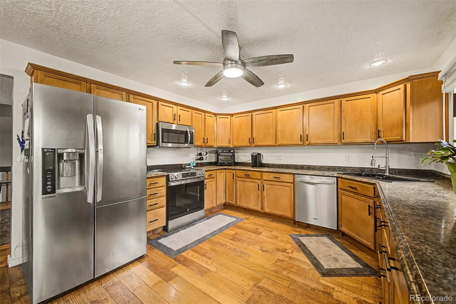 MLS Image #13 for 10088  elizabeth street,thornton, Colorado