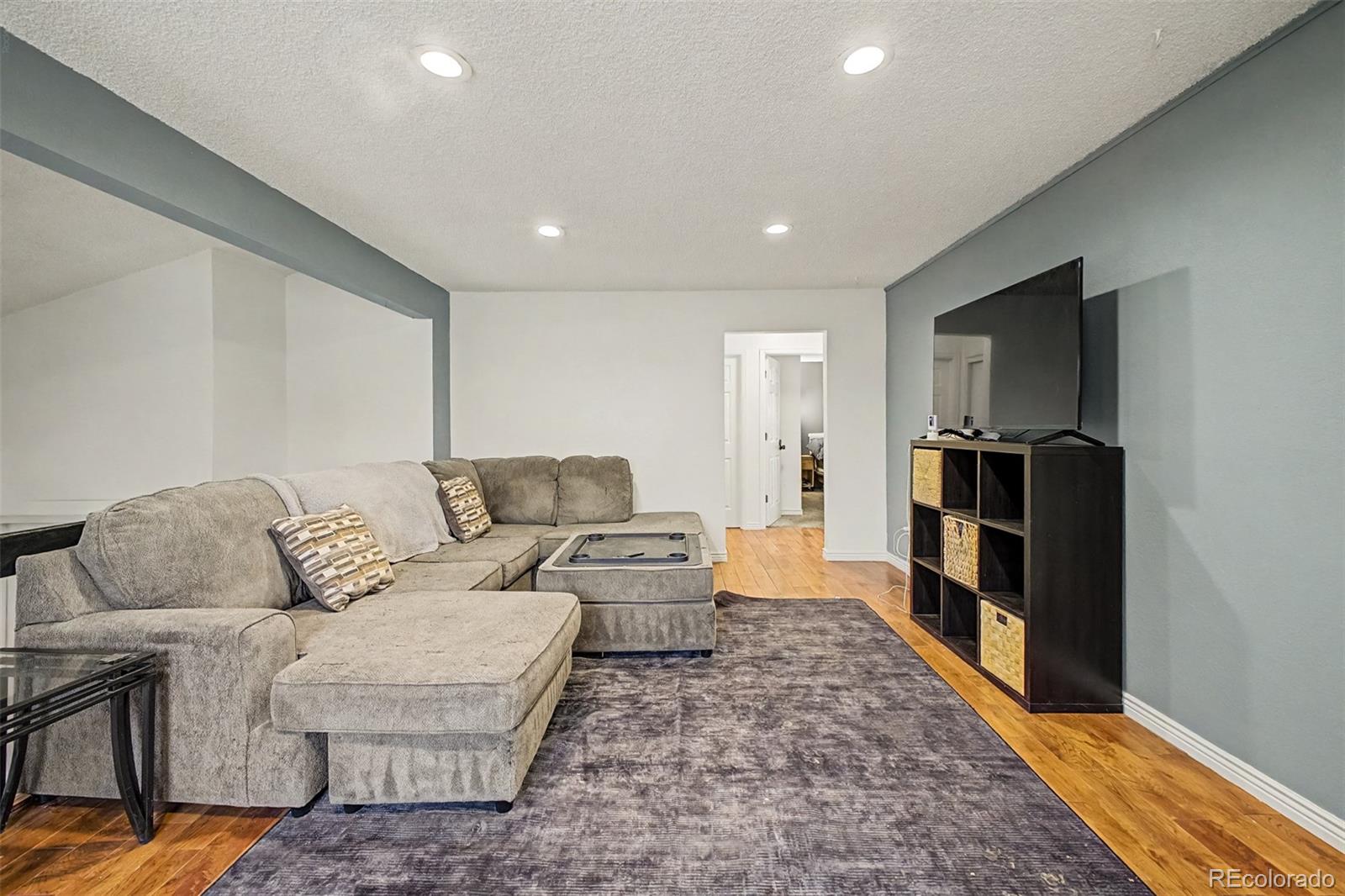 MLS Image #6 for 10088  elizabeth street,thornton, Colorado