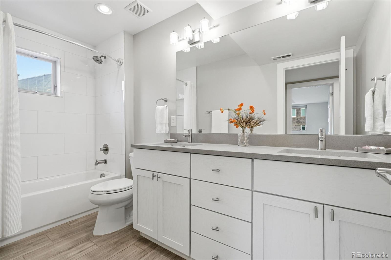 MLS Image #28 for 3522 s emerson street,englewood, Colorado