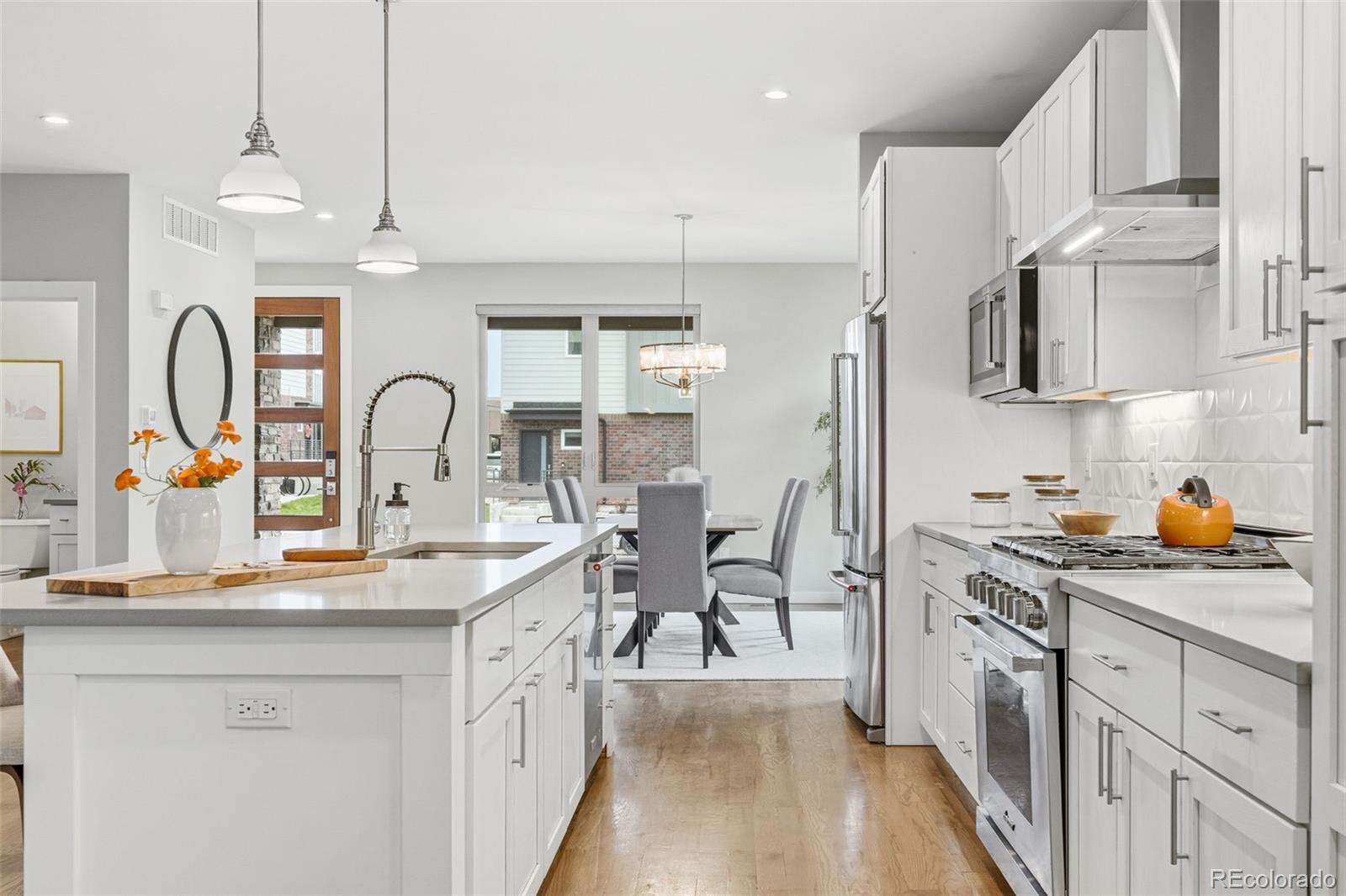 MLS Image #5 for 3522 s emerson street,englewood, Colorado
