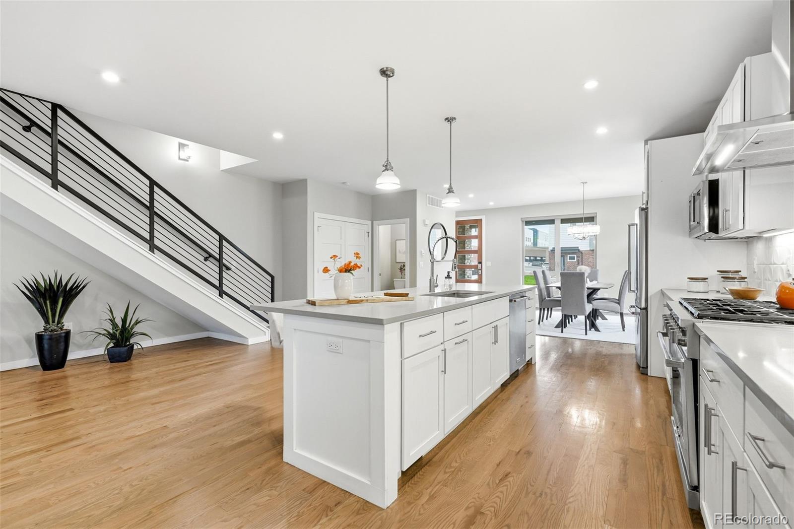 MLS Image #6 for 3522 s emerson street,englewood, Colorado
