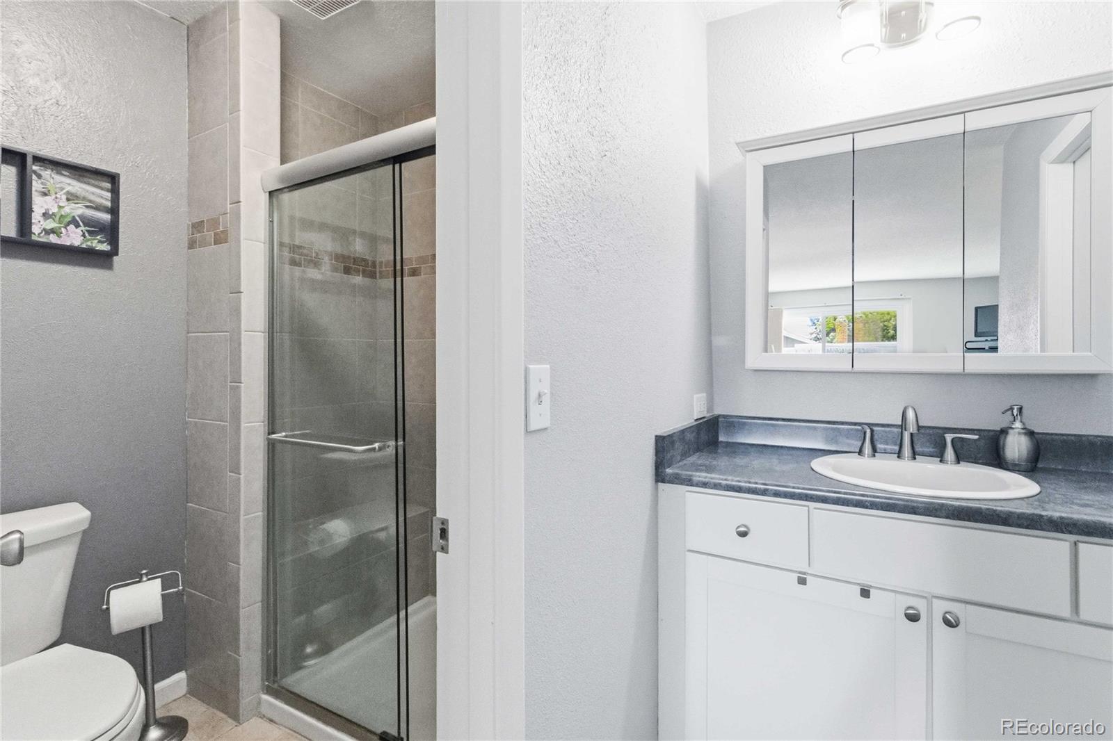 MLS Image #14 for 12347 e bates circle,aurora, Colorado