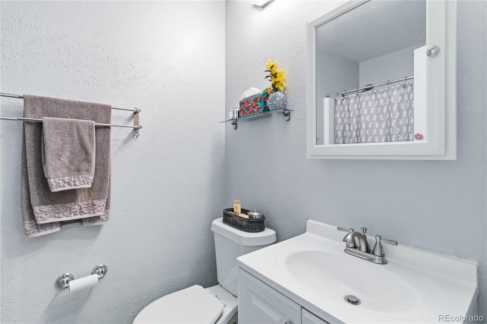 MLS Image #15 for 12347 e bates circle,aurora, Colorado