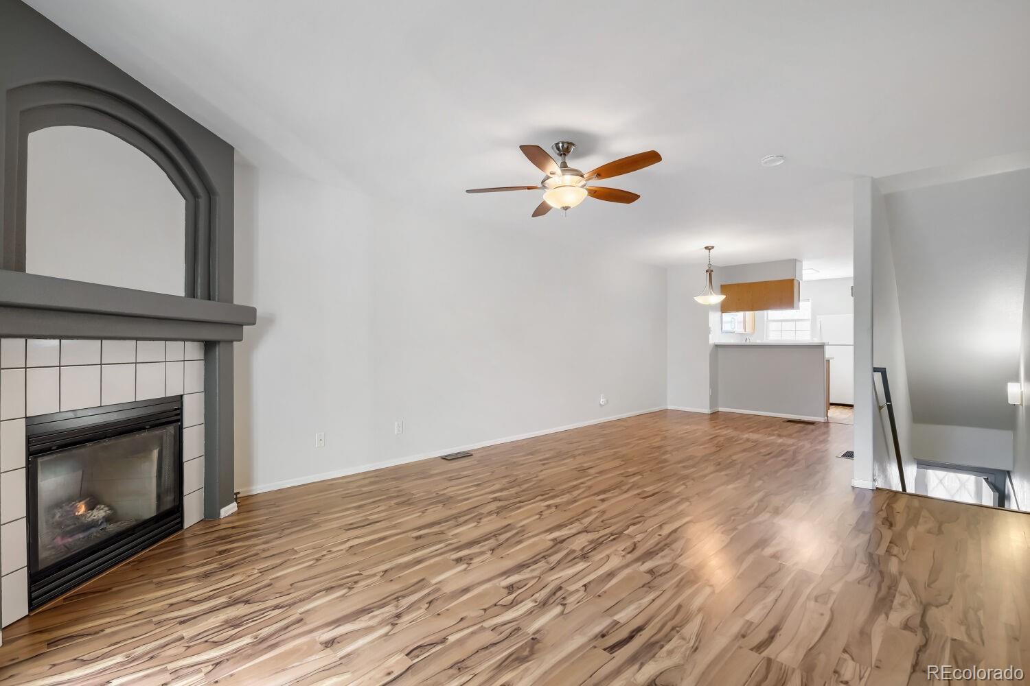 MLS Image #6 for 12008 e hoye drive ,aurora, Colorado