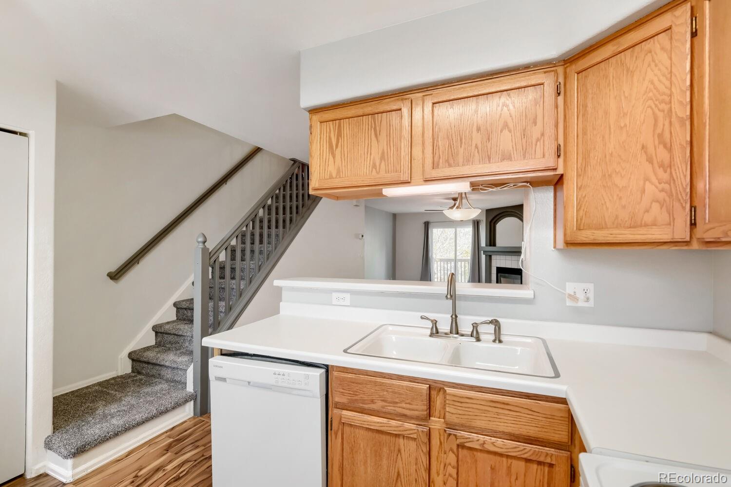 MLS Image #7 for 12008 e hoye drive ,aurora, Colorado