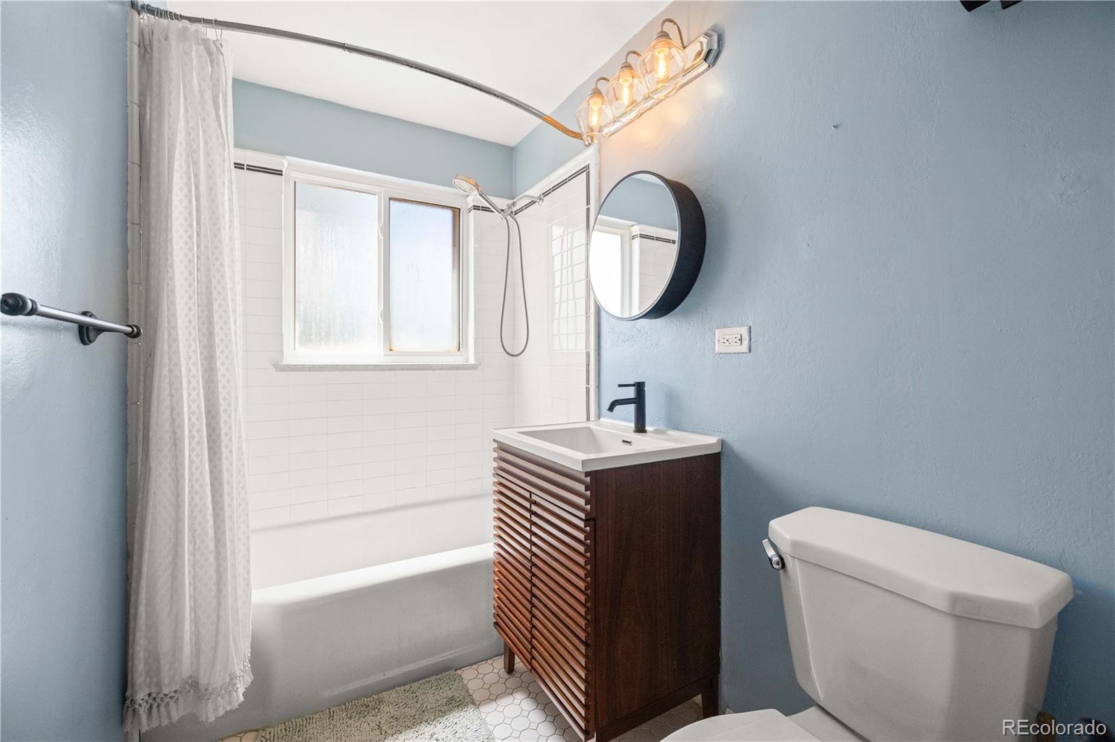MLS Image #11 for 468 s sherman street,denver, Colorado