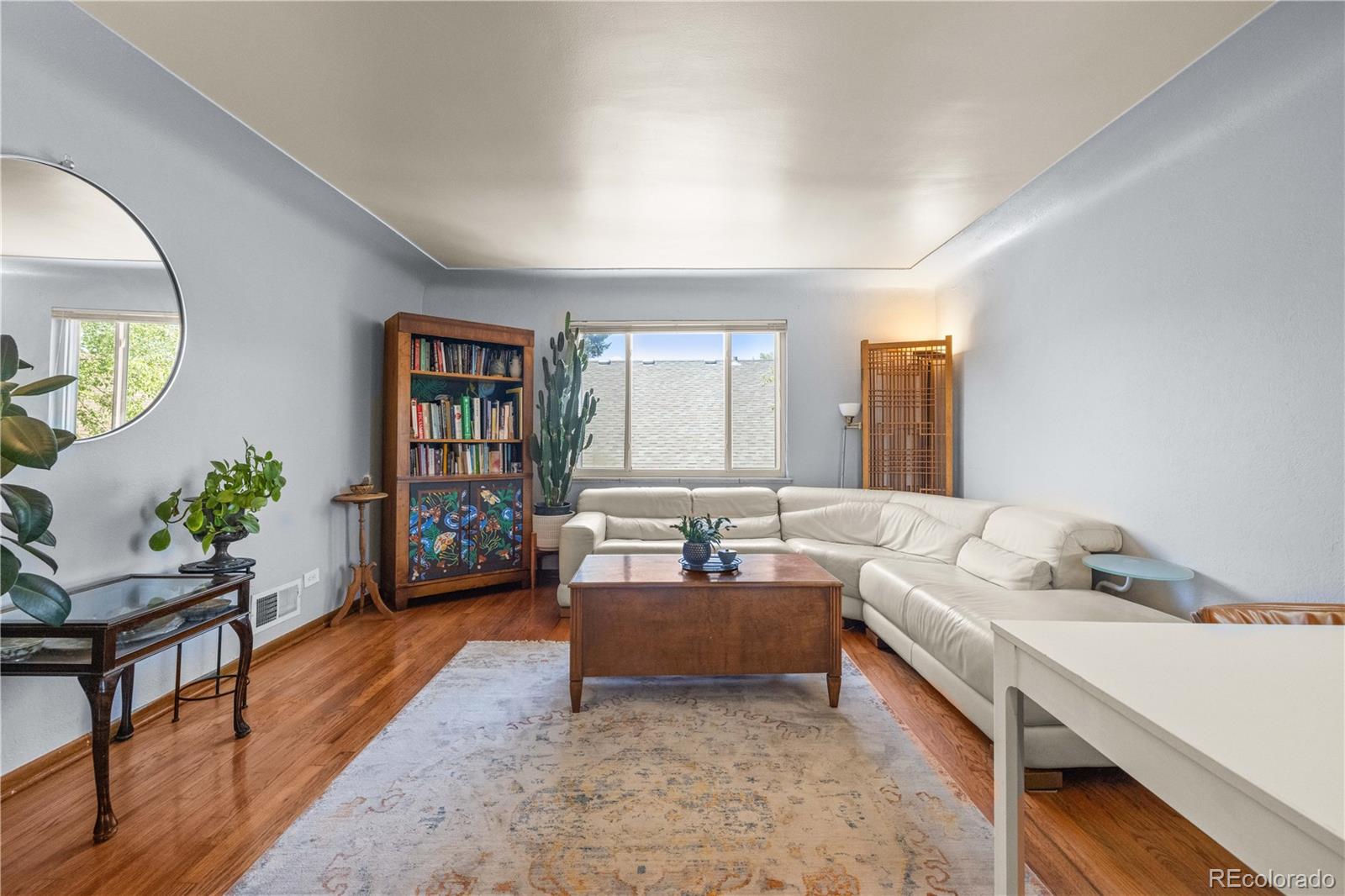 MLS Image #2 for 468 s sherman street,denver, Colorado