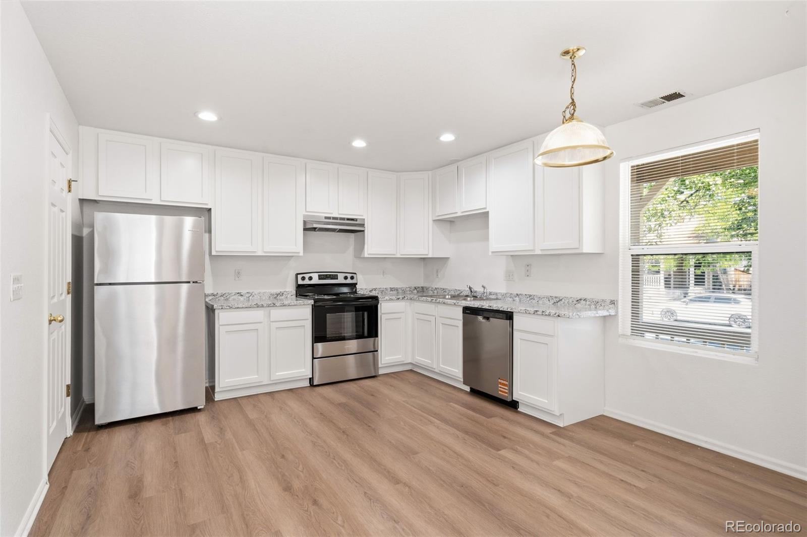 MLS Image #5 for 837  mockingbird lane,brighton, Colorado