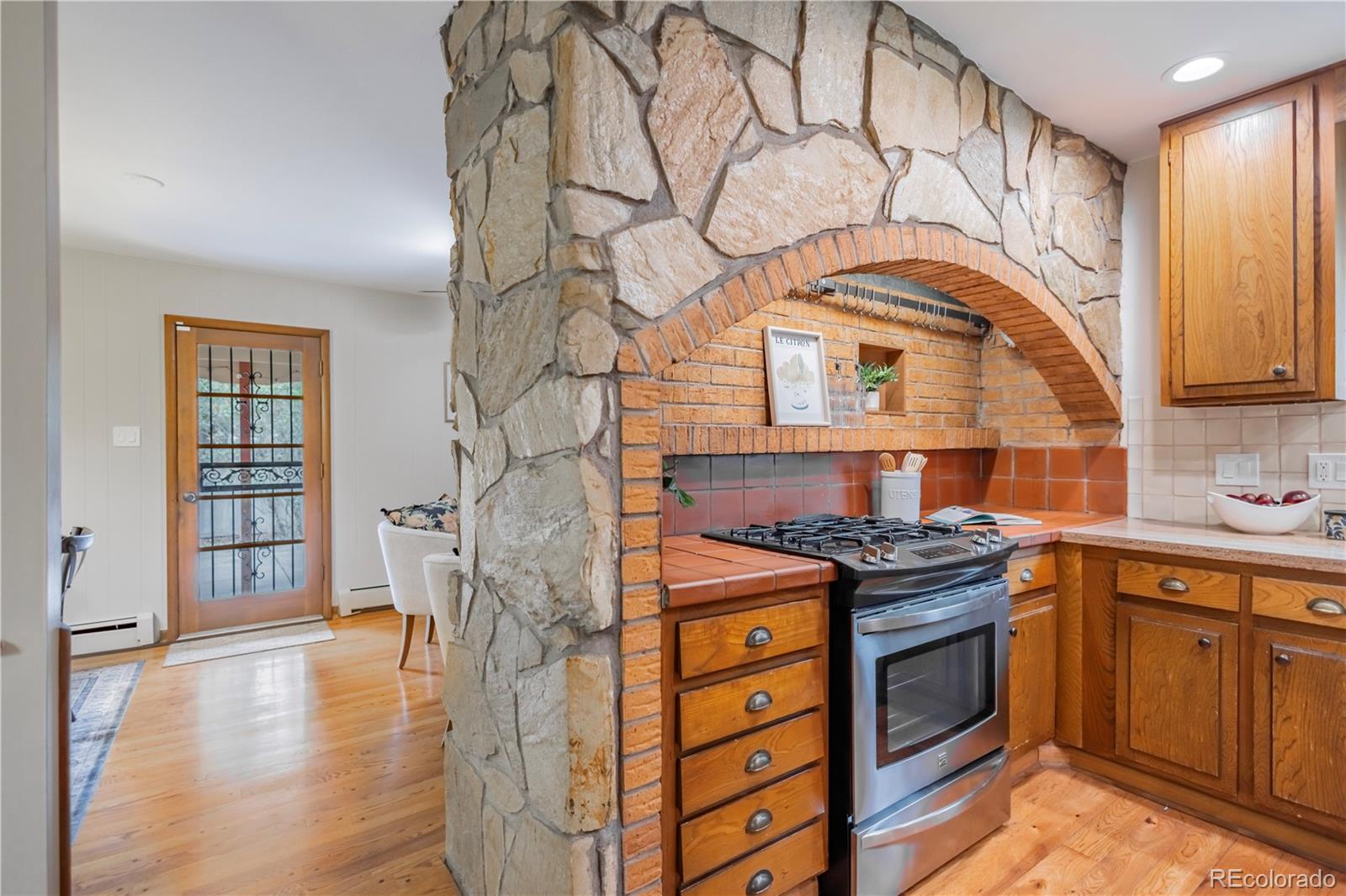 MLS Image #5 for 7147 s lafayette way,centennial, Colorado