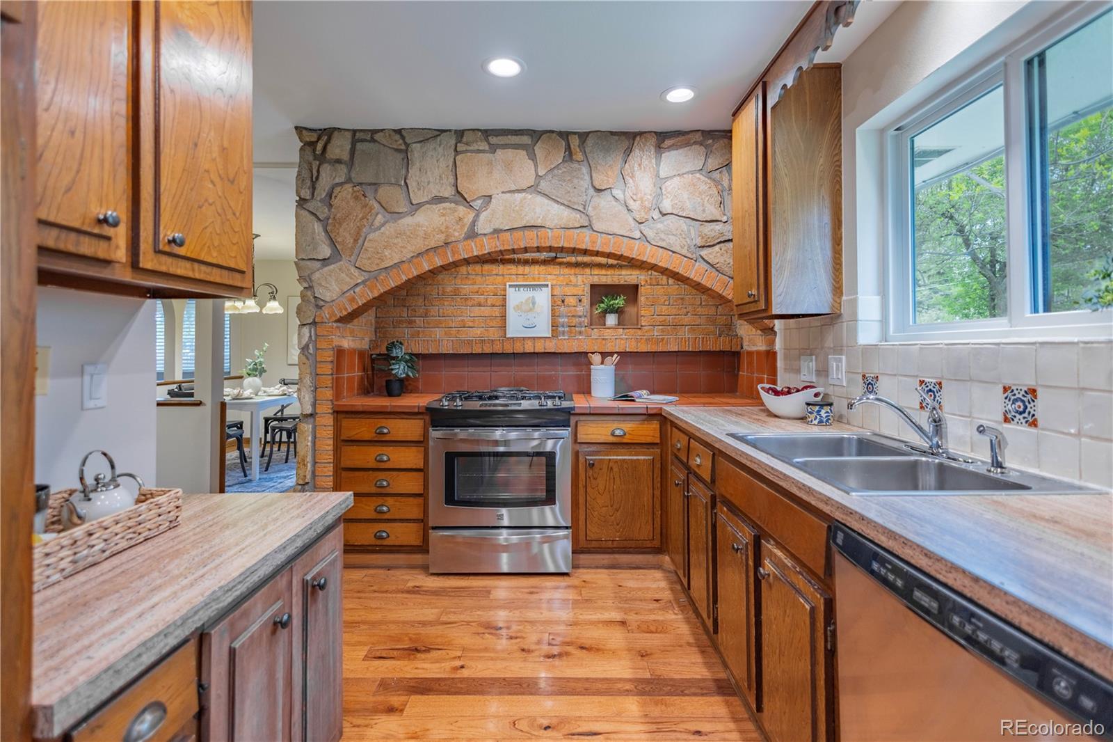 MLS Image #8 for 7147 s lafayette way,centennial, Colorado