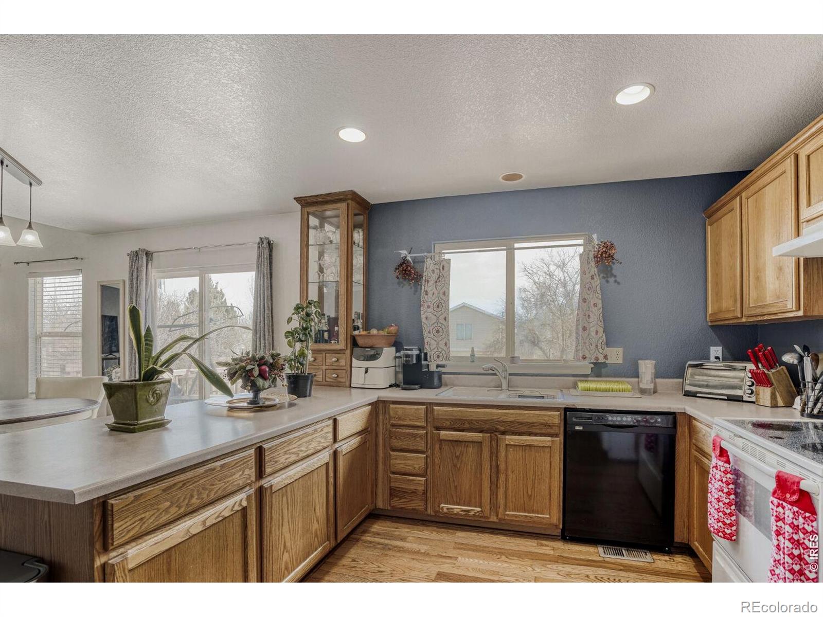 MLS Image #9 for 4228 e 94th place,thornton, Colorado