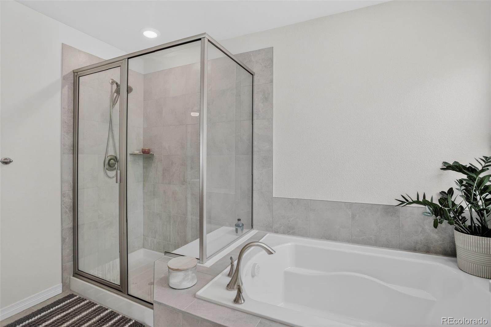 MLS Image #22 for 3394  pacific peak drive,broomfield, Colorado