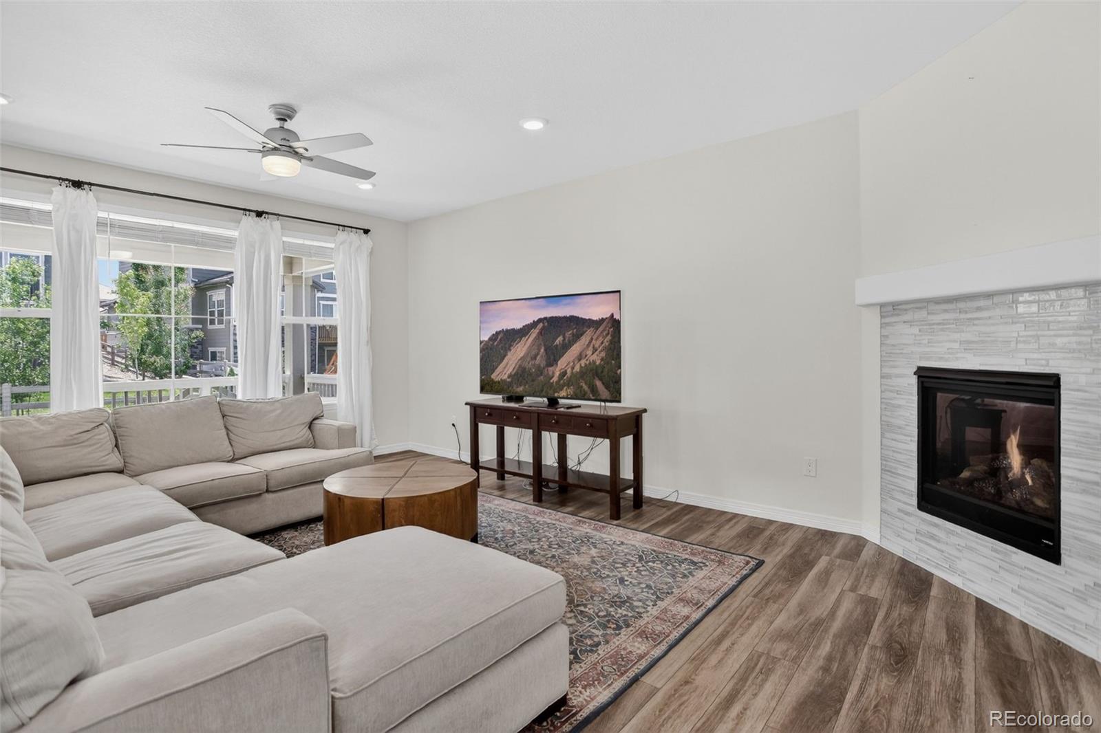 MLS Image #6 for 3394  pacific peak drive,broomfield, Colorado