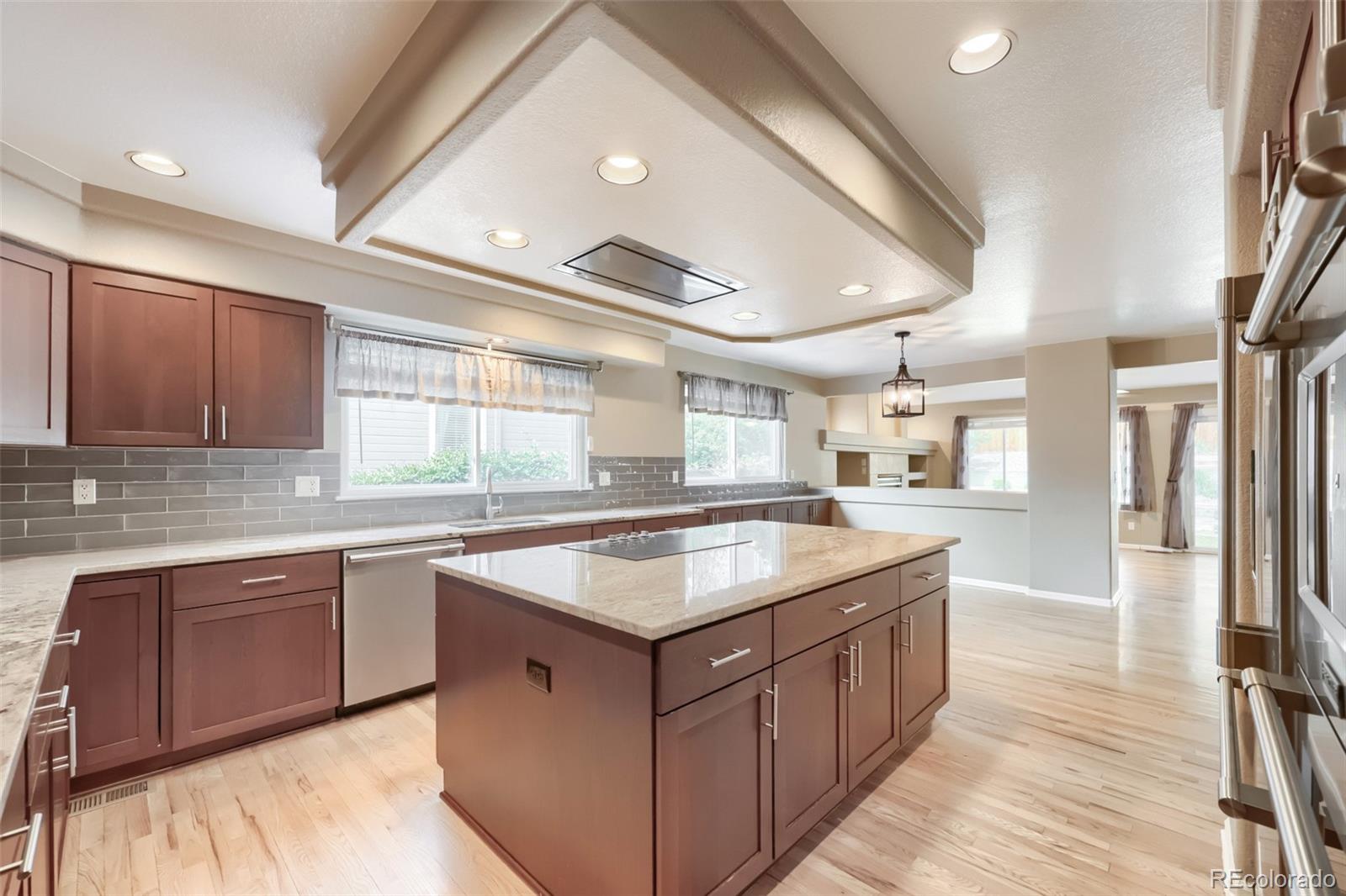 MLS Image #9 for 9212  ironwood street,highlands ranch, Colorado