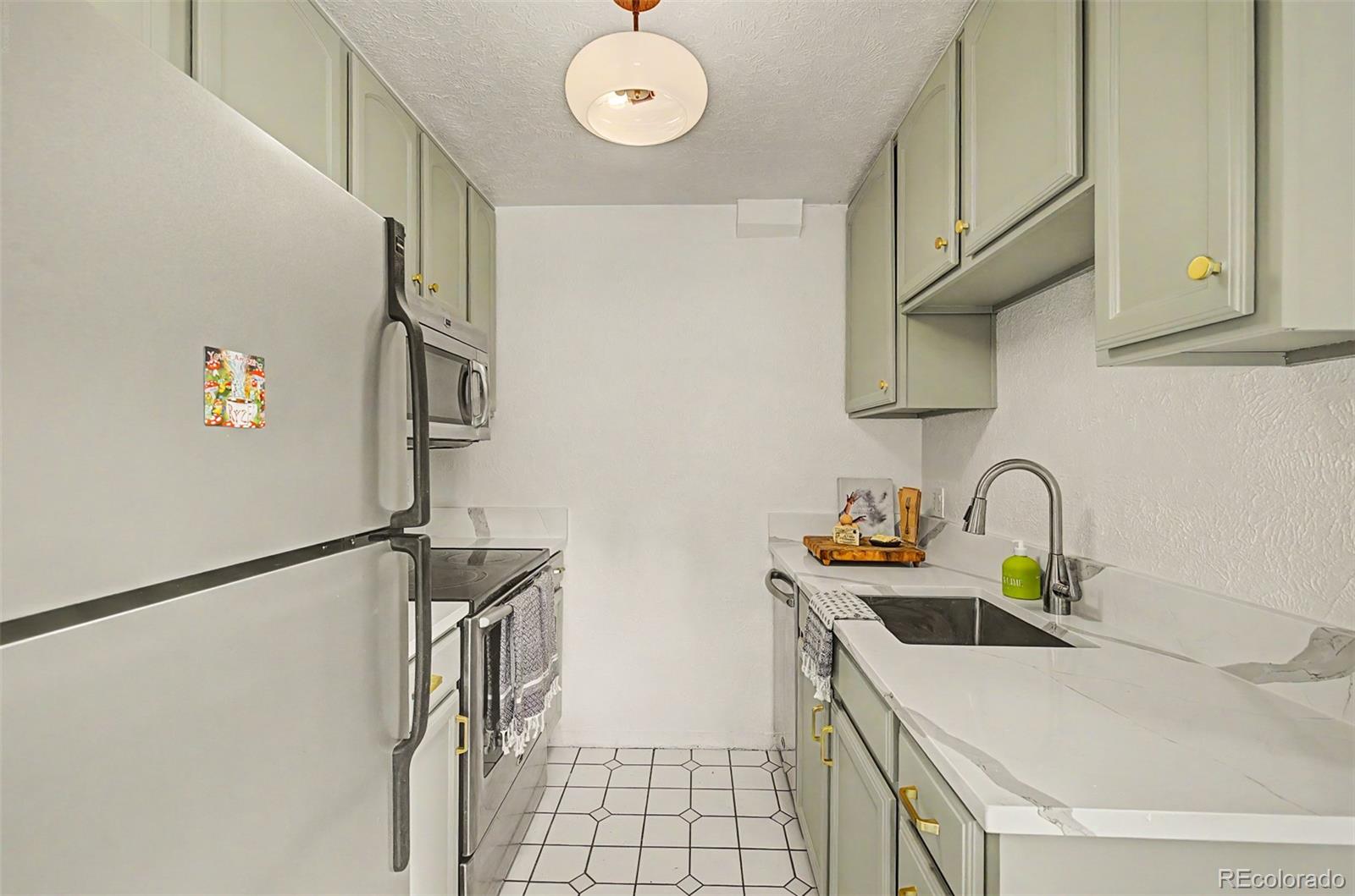 MLS Image #13 for 1190  clermont street,denver, Colorado