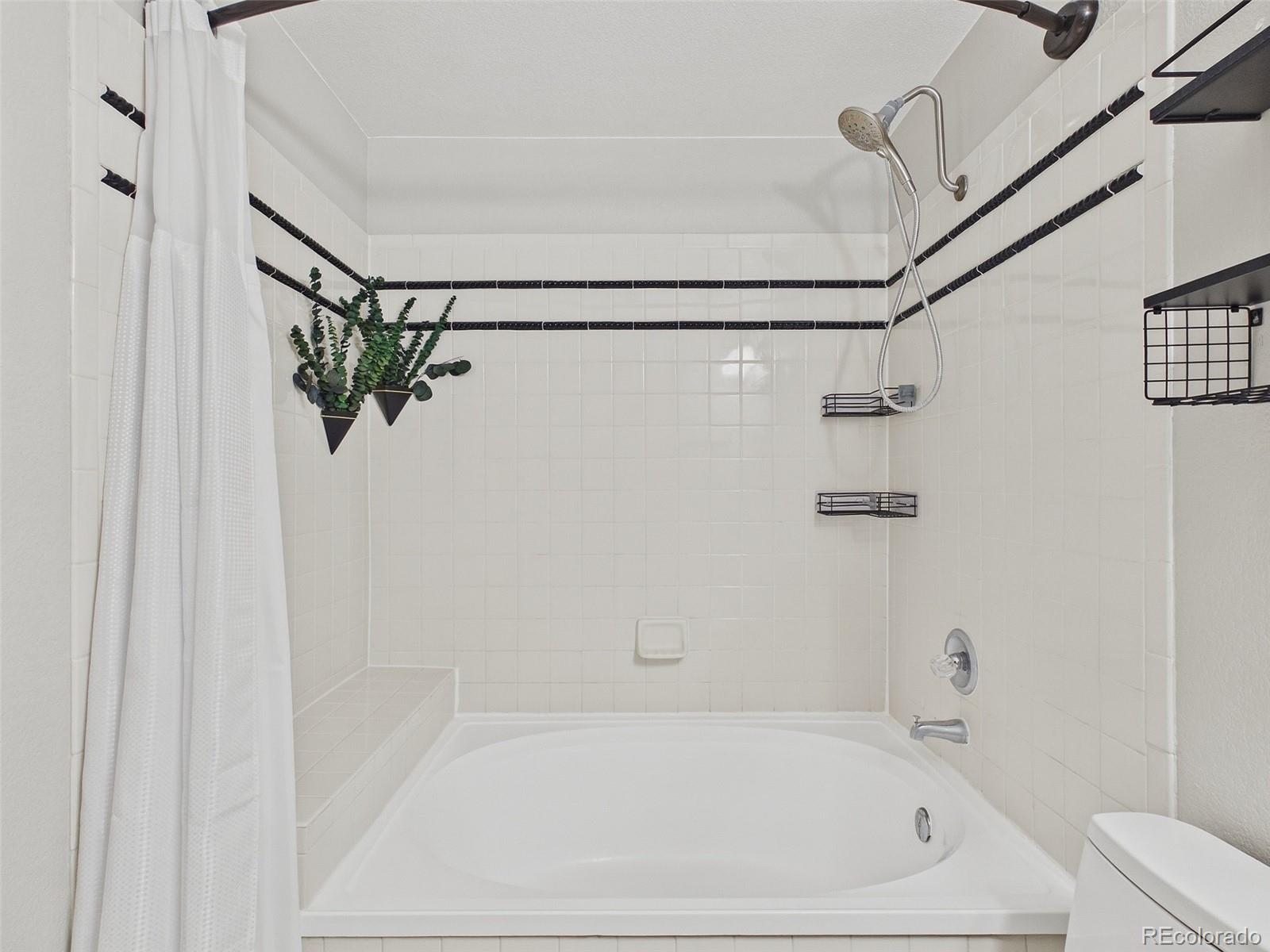 MLS Image #12 for 14296 e whitaker place,aurora, Colorado