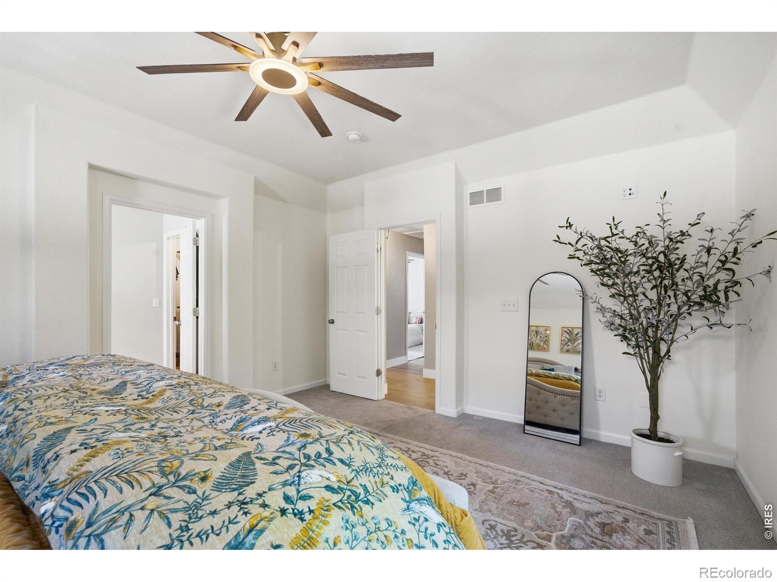 MLS Image #19 for 2080  harmony park drive,denver, Colorado