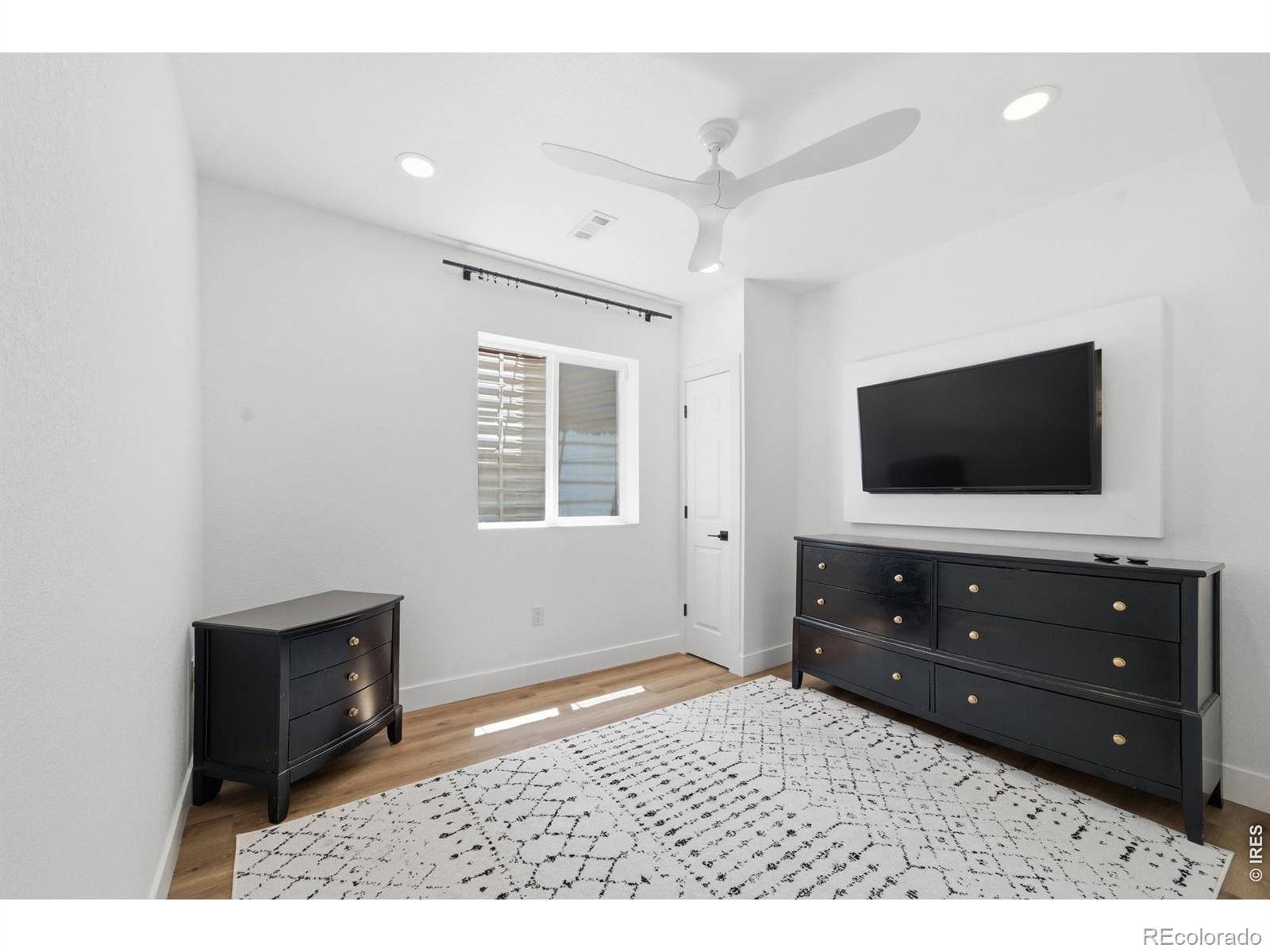 MLS Image #34 for 2080  harmony park drive,denver, Colorado