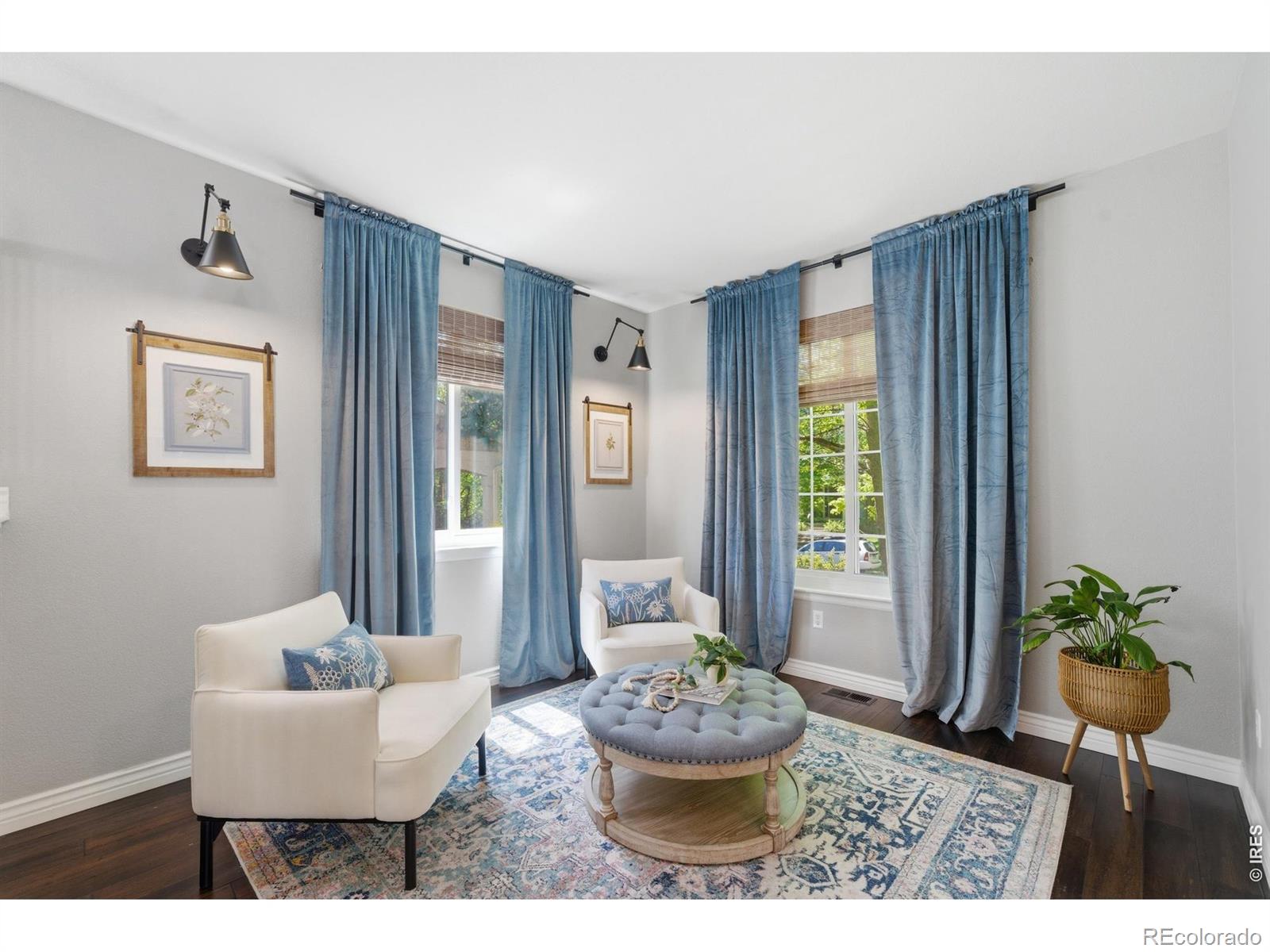 MLS Image #4 for 2080  harmony park drive,denver, Colorado