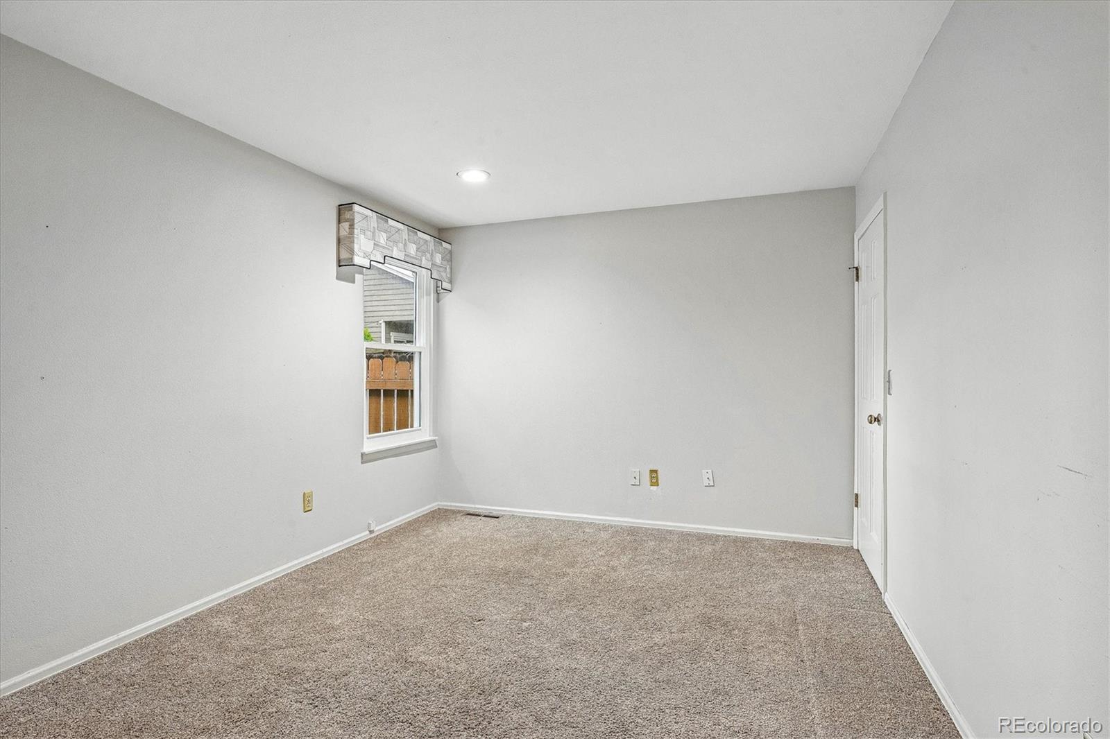 MLS Image #17 for 8039 s newport court,centennial, Colorado