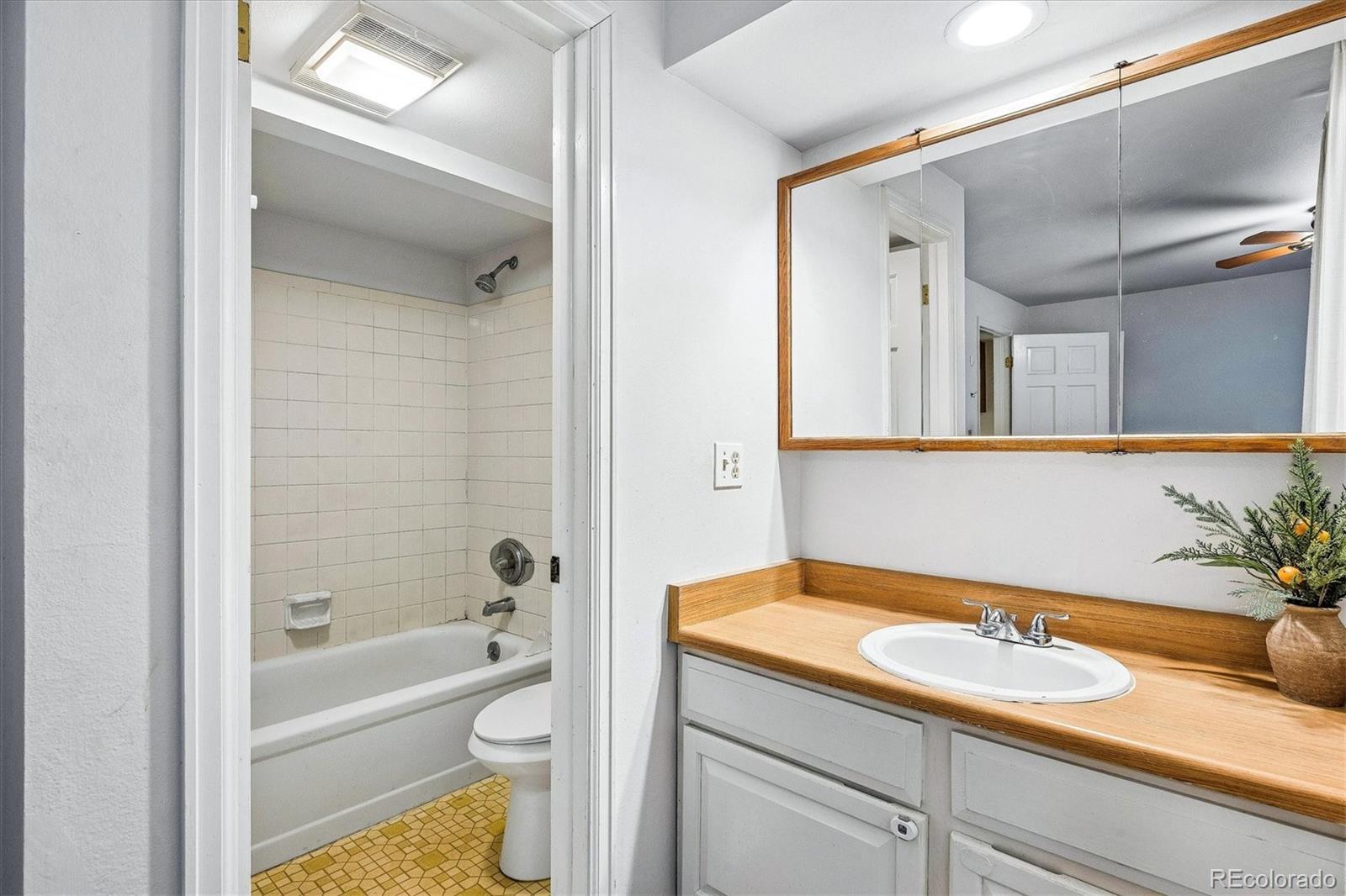 MLS Image #19 for 8039 s newport court,centennial, Colorado