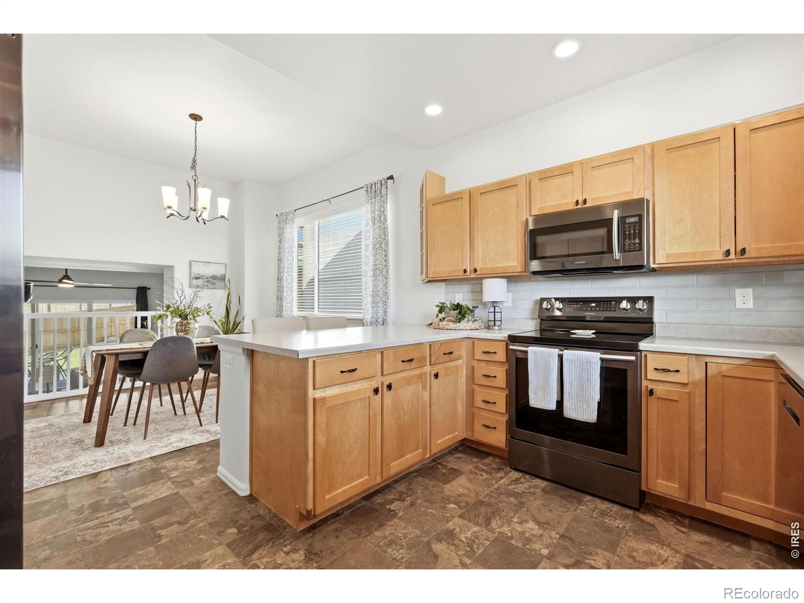 MLS Image #10 for 999  highline drive,loveland, Colorado