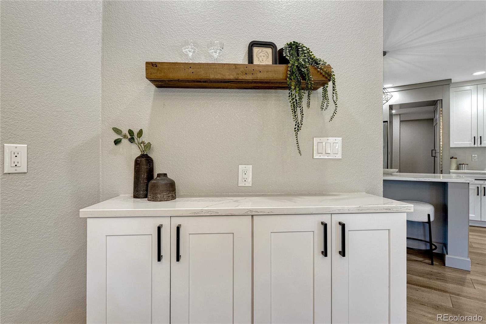 MLS Image #17 for 4790 e dartmouth avenue,denver, Colorado