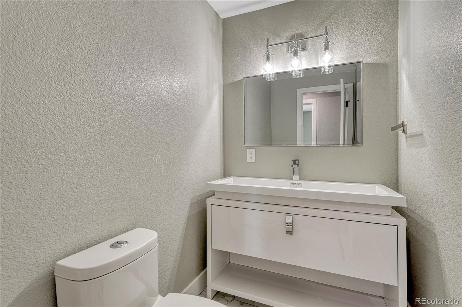 MLS Image #19 for 4790 e dartmouth avenue,denver, Colorado