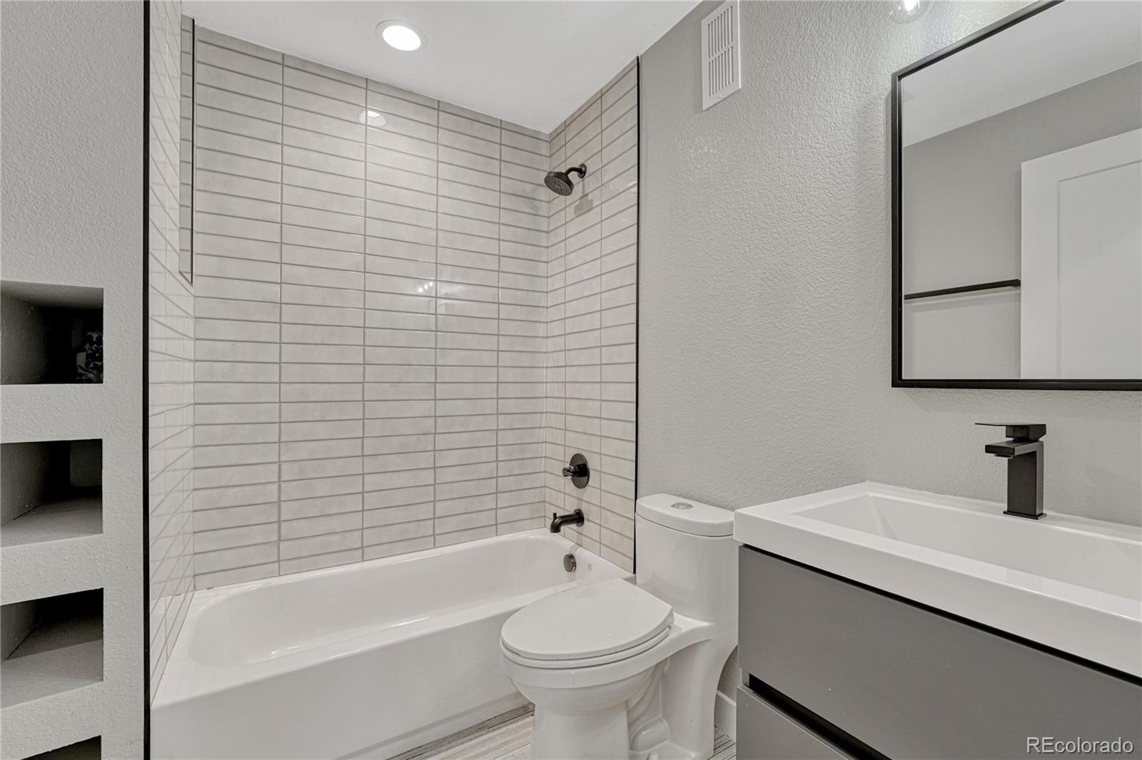 MLS Image #22 for 4790 e dartmouth avenue,denver, Colorado
