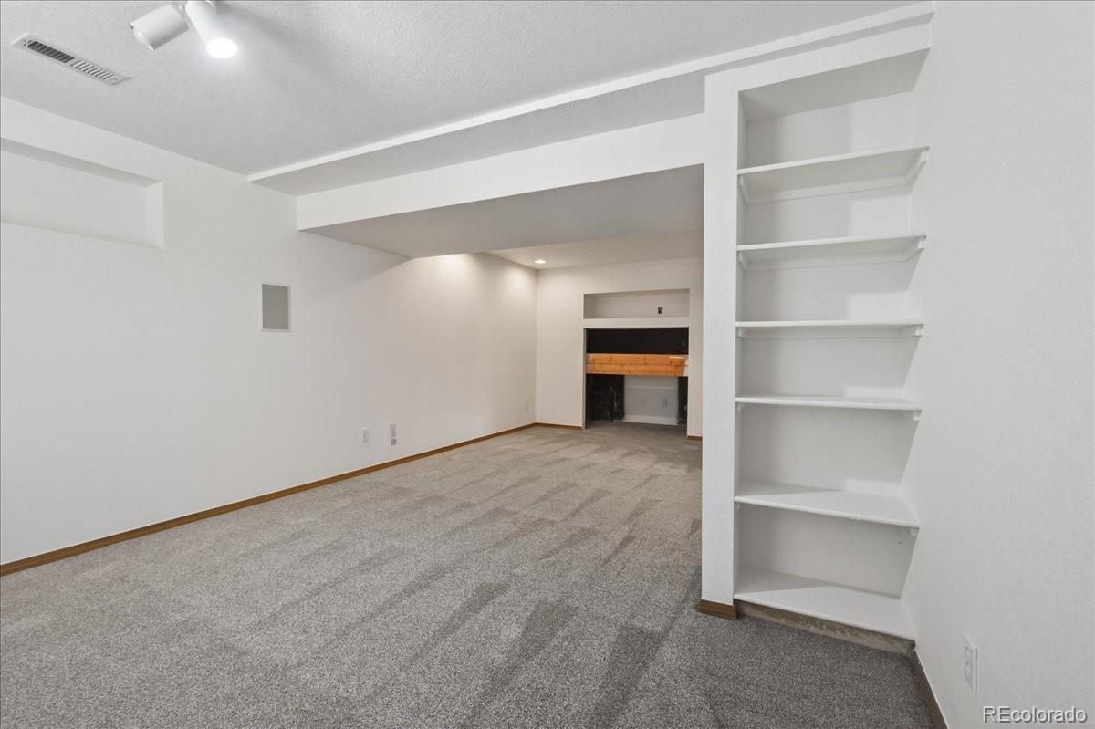 MLS Image #17 for 10432 w 82nd avenue,arvada, Colorado