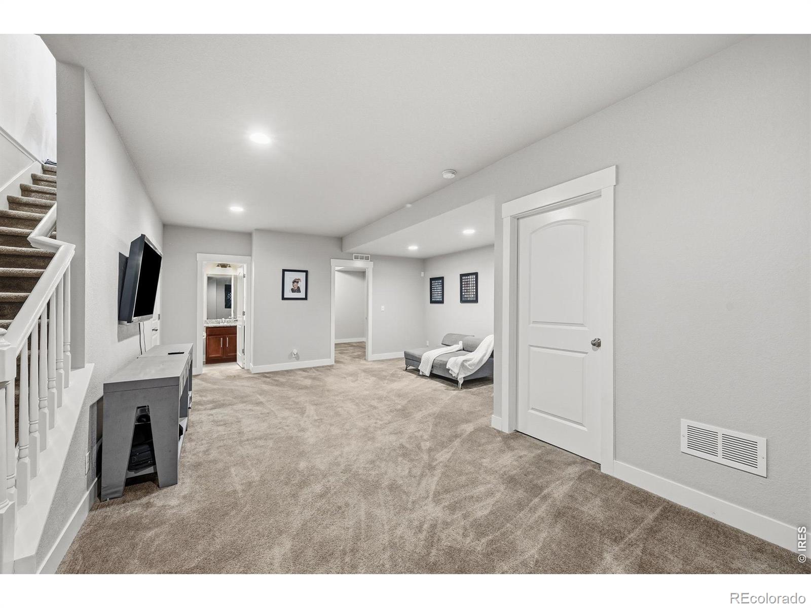 MLS Image #34 for 5779  boston street,denver, Colorado