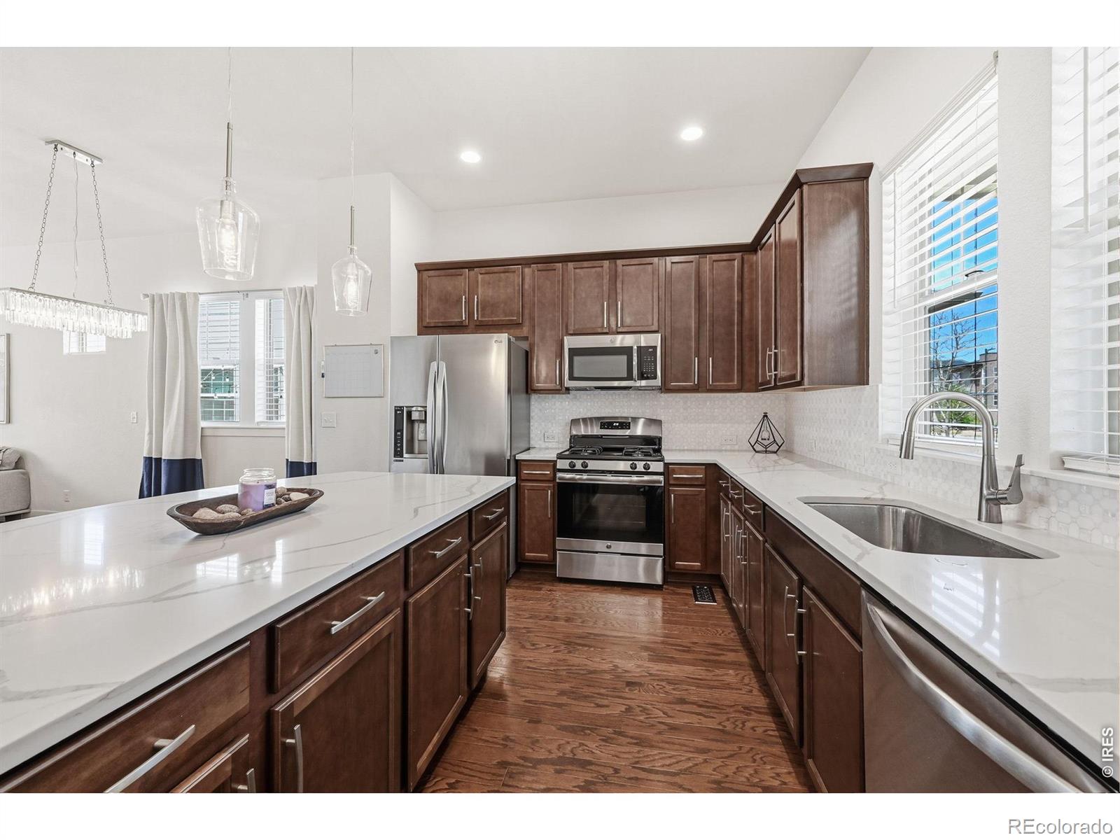 MLS Image #4 for 5779  boston street,denver, Colorado
