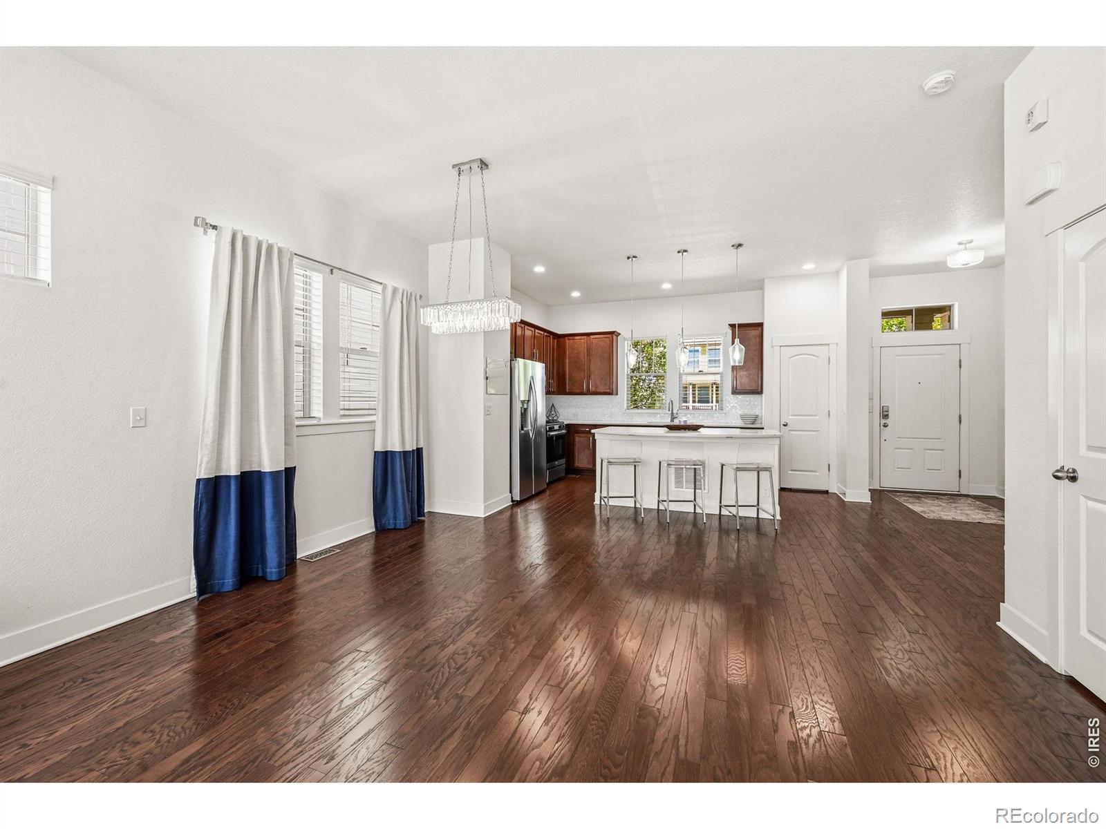 MLS Image #8 for 5779  boston street,denver, Colorado