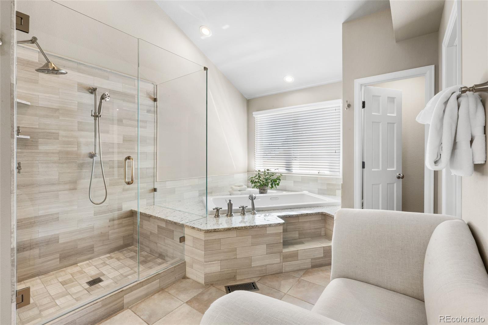 MLS Image #32 for 5860 s quintero circle,centennial, Colorado